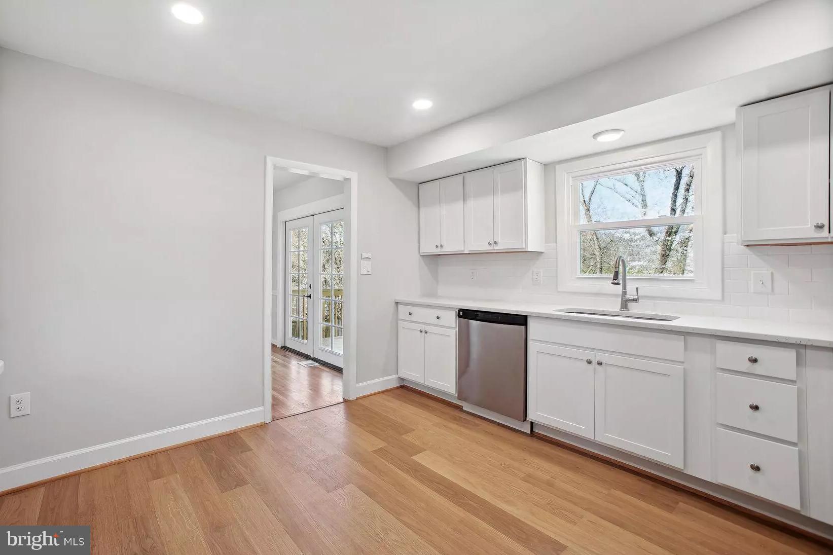 9327 LIMESTONE PLACE