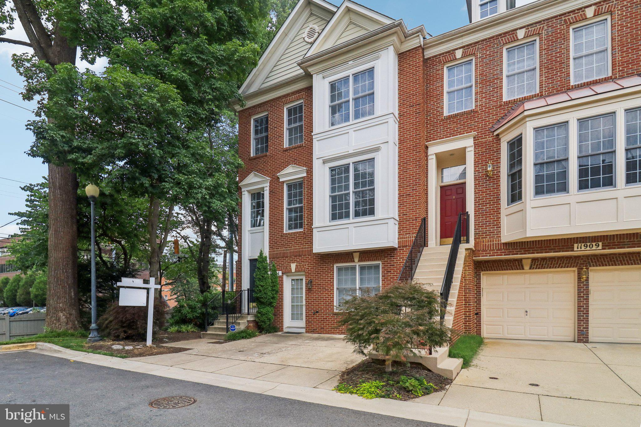 11911 CASTLEGATE COURT 42