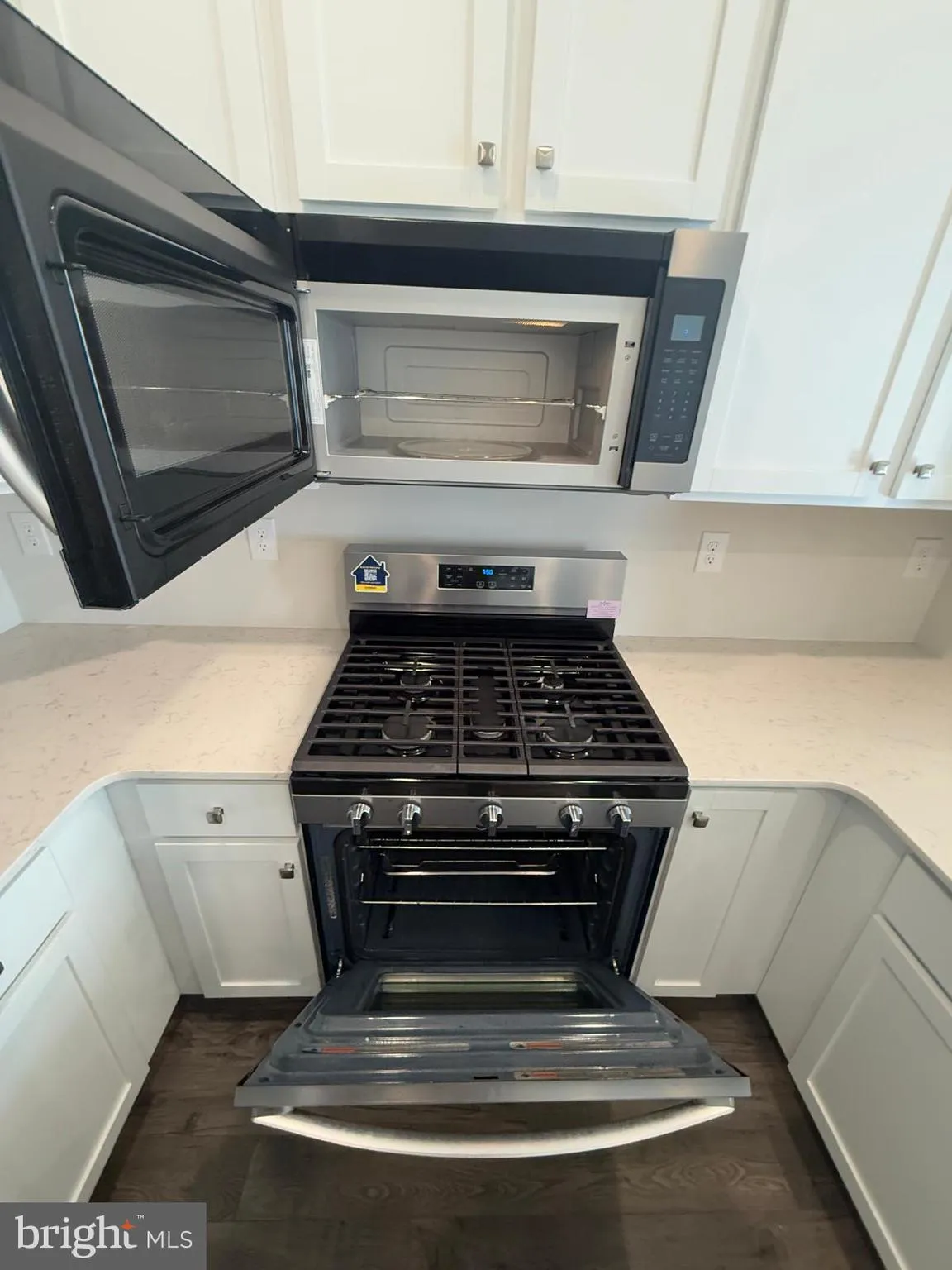 Westampton, New Jersey 08060, United States, 3 Bedrooms Bedrooms, ,3 BathroomsBathrooms,Residential,Active,82161