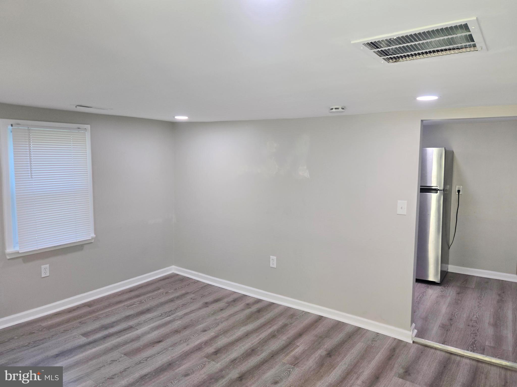 ABERDEEN HILLS - Residential