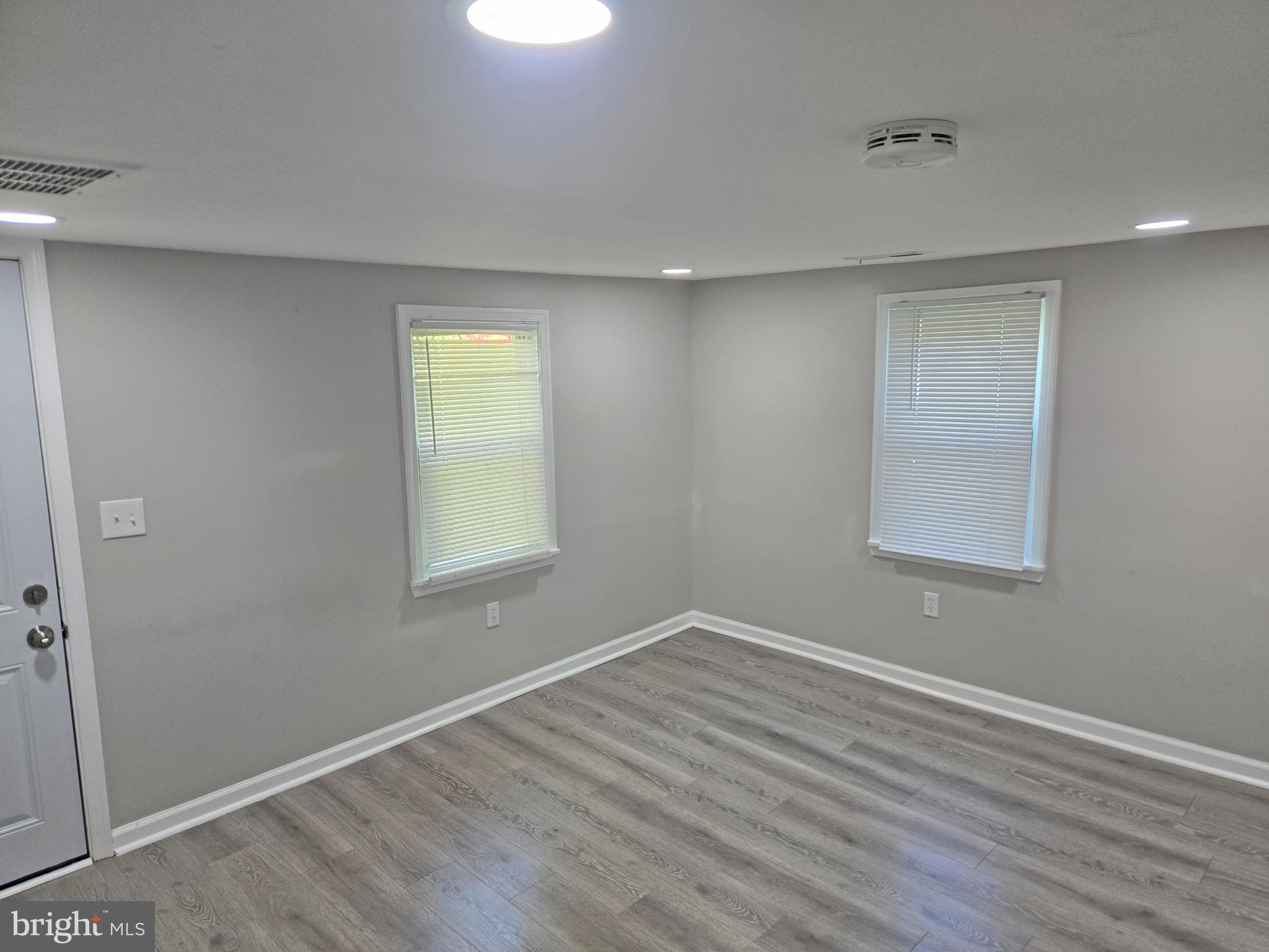ABERDEEN HILLS - Residential