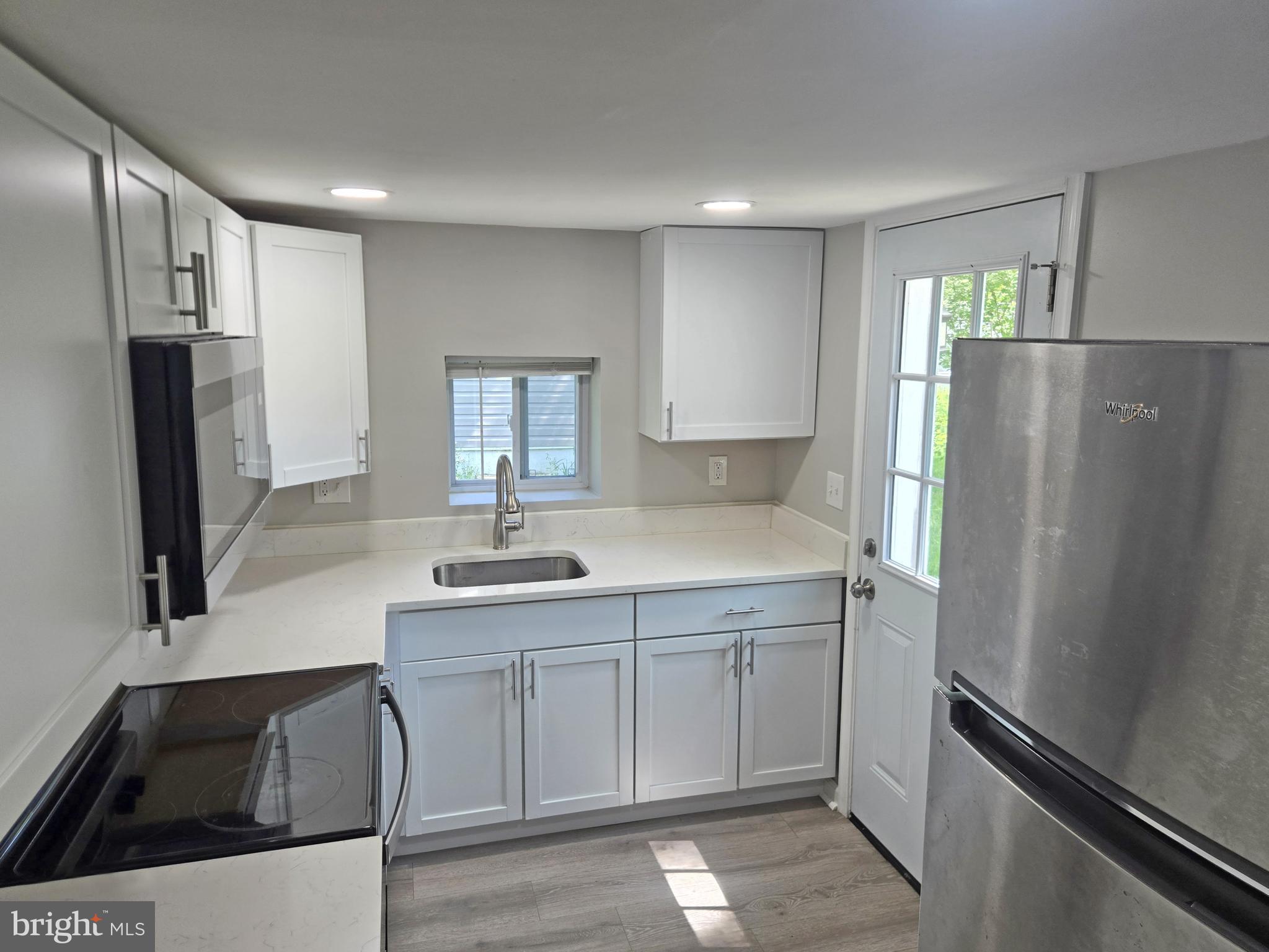ABERDEEN HILLS - Residential