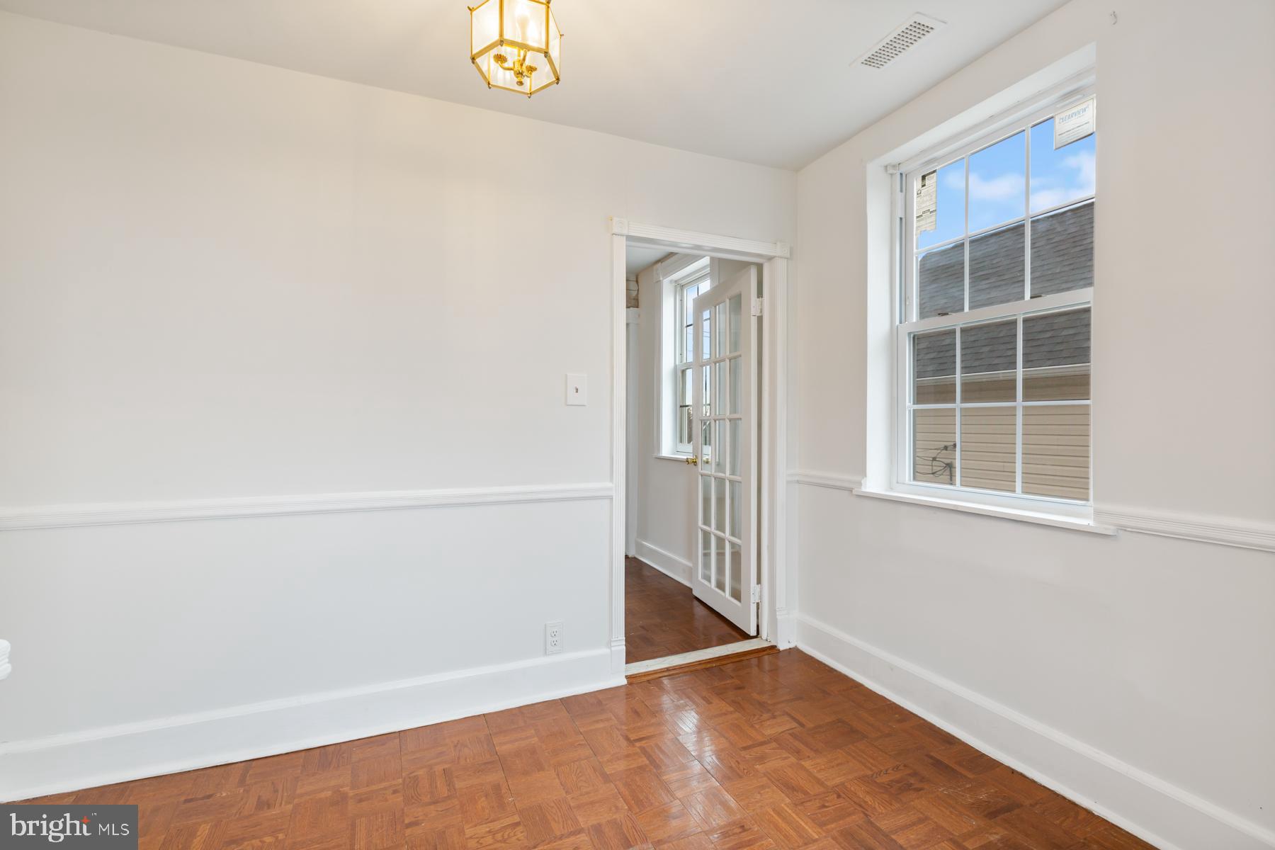 FRANKFORD - Residential