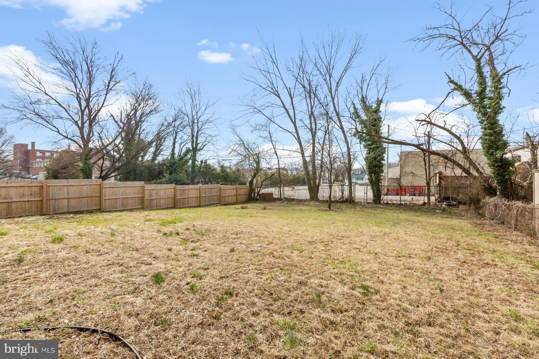 FRANKFORD - Residential