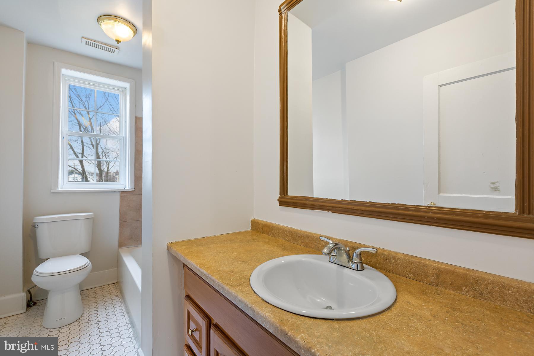 FRANKFORD - Residential