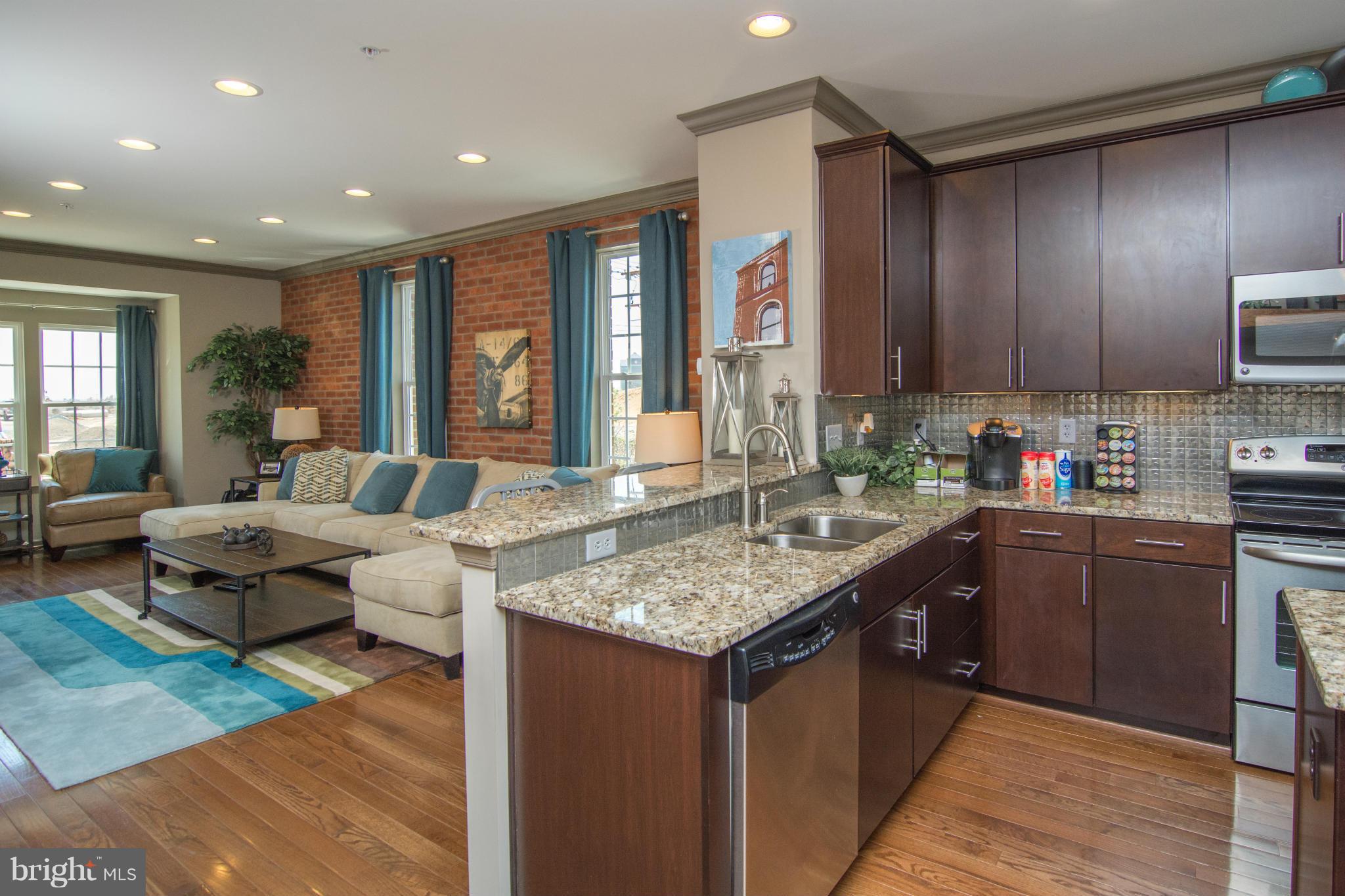 PARKSIDE - Residential