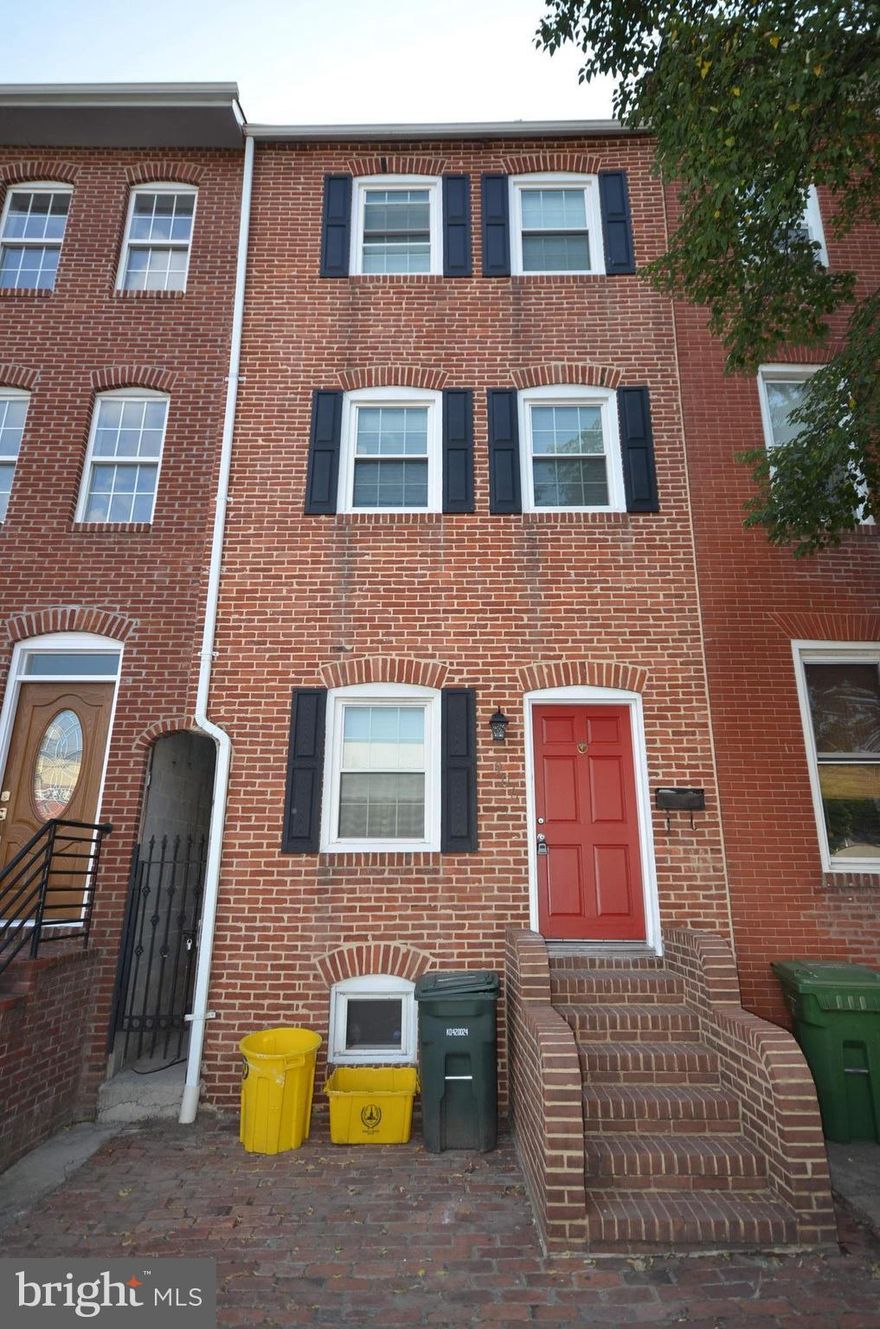 EASY FOUR BEDROOM RENTAL IN FEDERAL HILL FOR AN INVESTOR OR ENJOY 4 EQUAL SIZED BEDROOMS FOR YOUR FAMILY. 2300 SQ FT OF SPACIOUS LIVING. FOUR LARGE BEDROOMS EACH WITH CLOSETS!  REAR SECOND FLOOR DECK. SEMI-FINISHED BASEMENT WITH WASHER/DRYER AND LOTS OF STORAGE. LARGE BACKYARD WITH GARDEN BED AND OUTDOOR BRICK CHIMNEY GRILL. UPDATED FLOORING THROUGHOUT & BATHROOMS UPDATED IN 2017. GREAT LOCATION