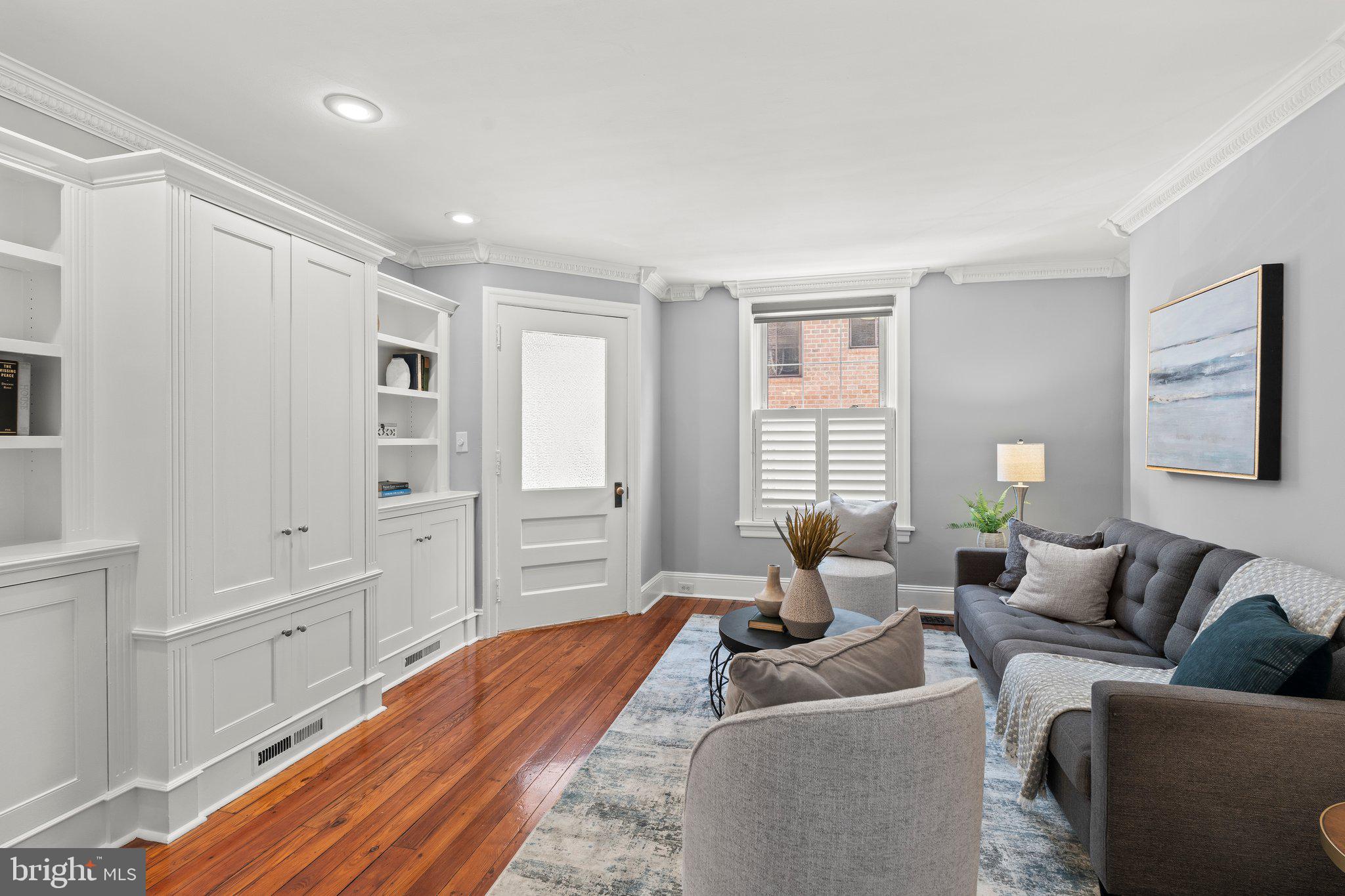 FAIRMOUNT - Residential