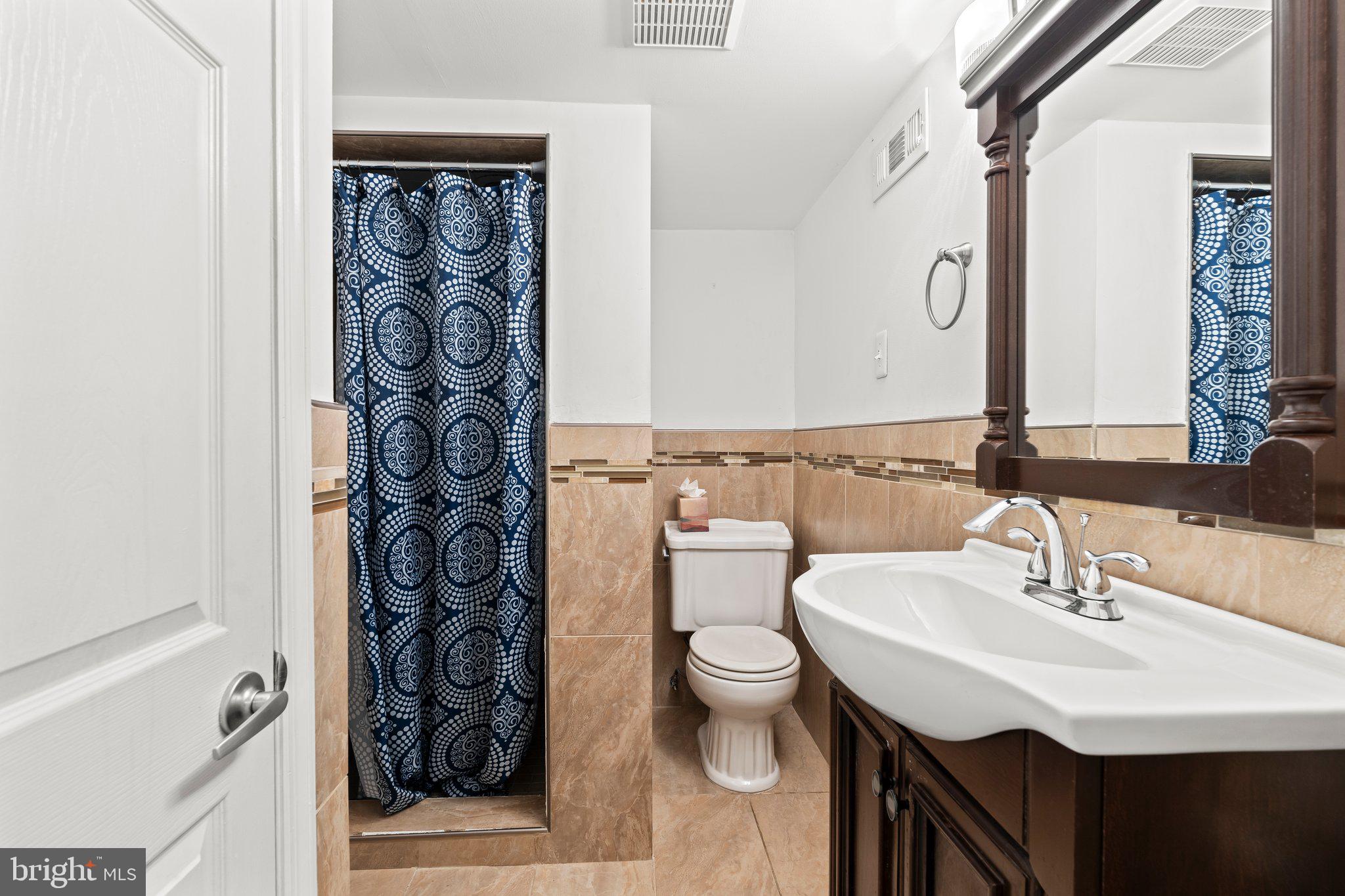 FAIRMOUNT - Residential