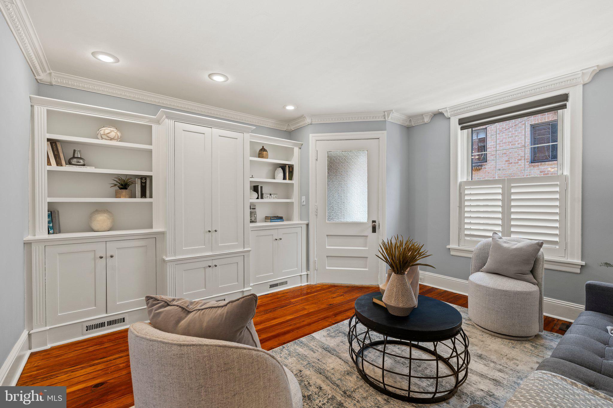 FAIRMOUNT - Residential