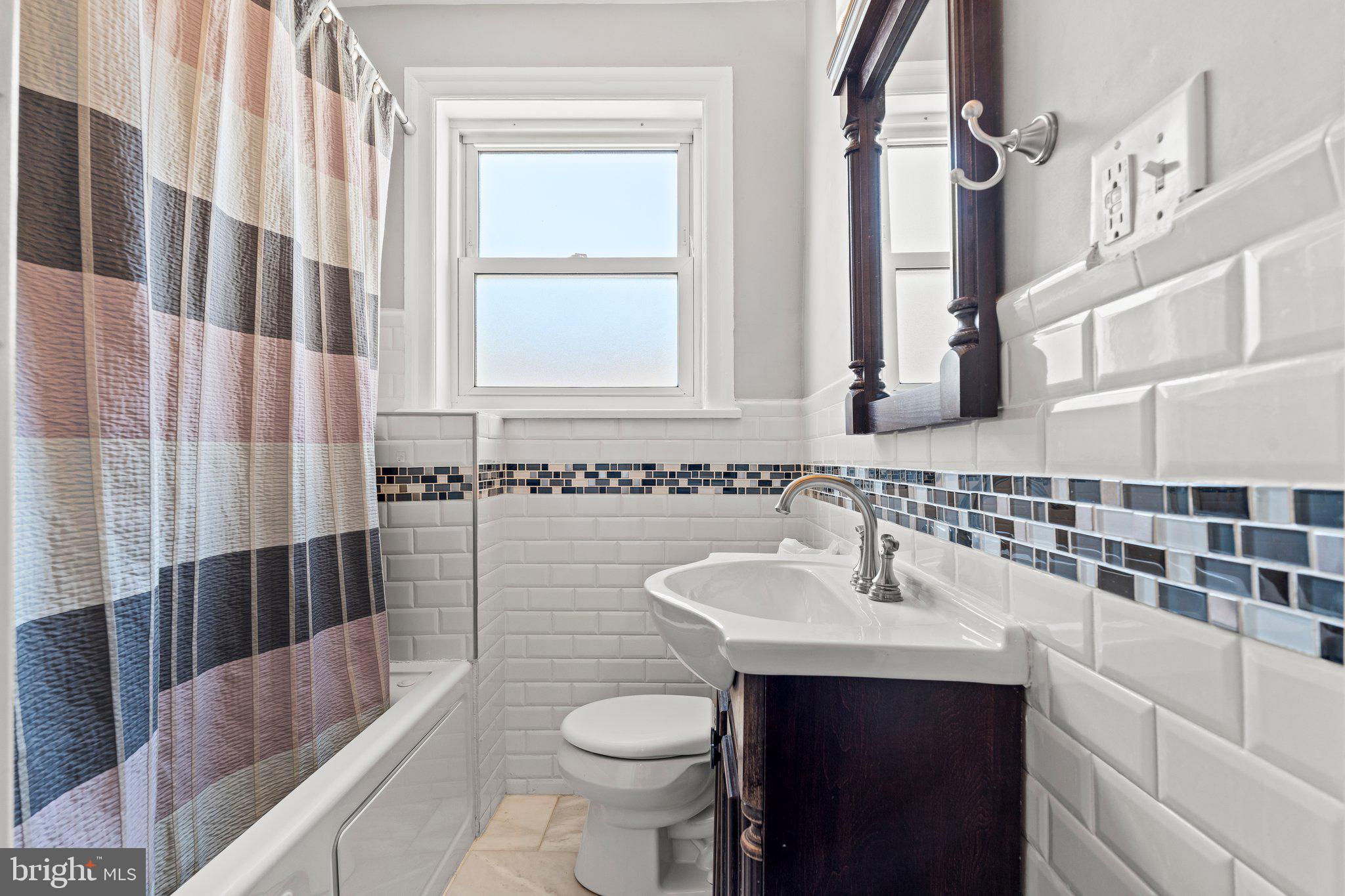 FAIRMOUNT - Residential