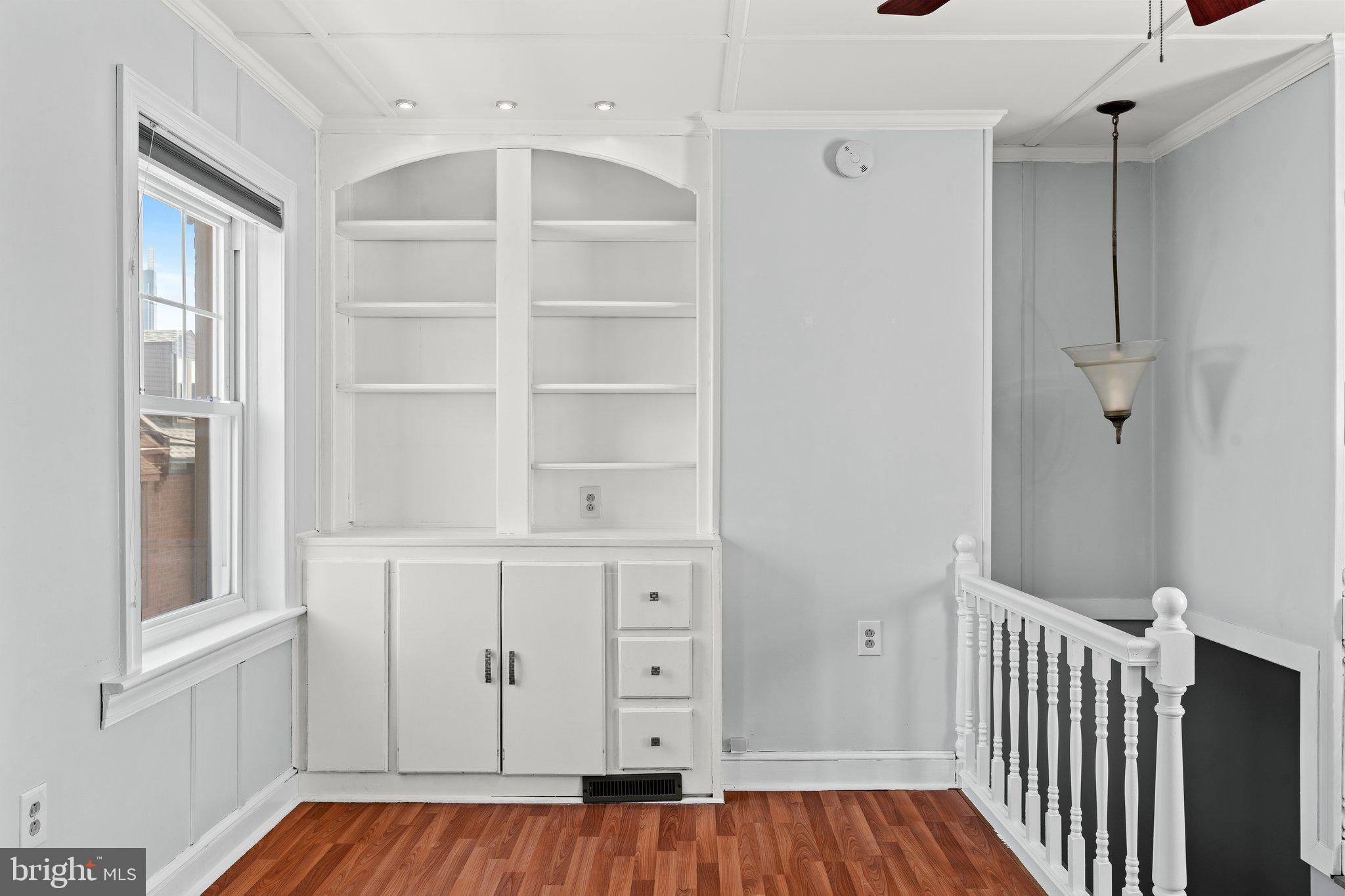 FAIRMOUNT - Residential