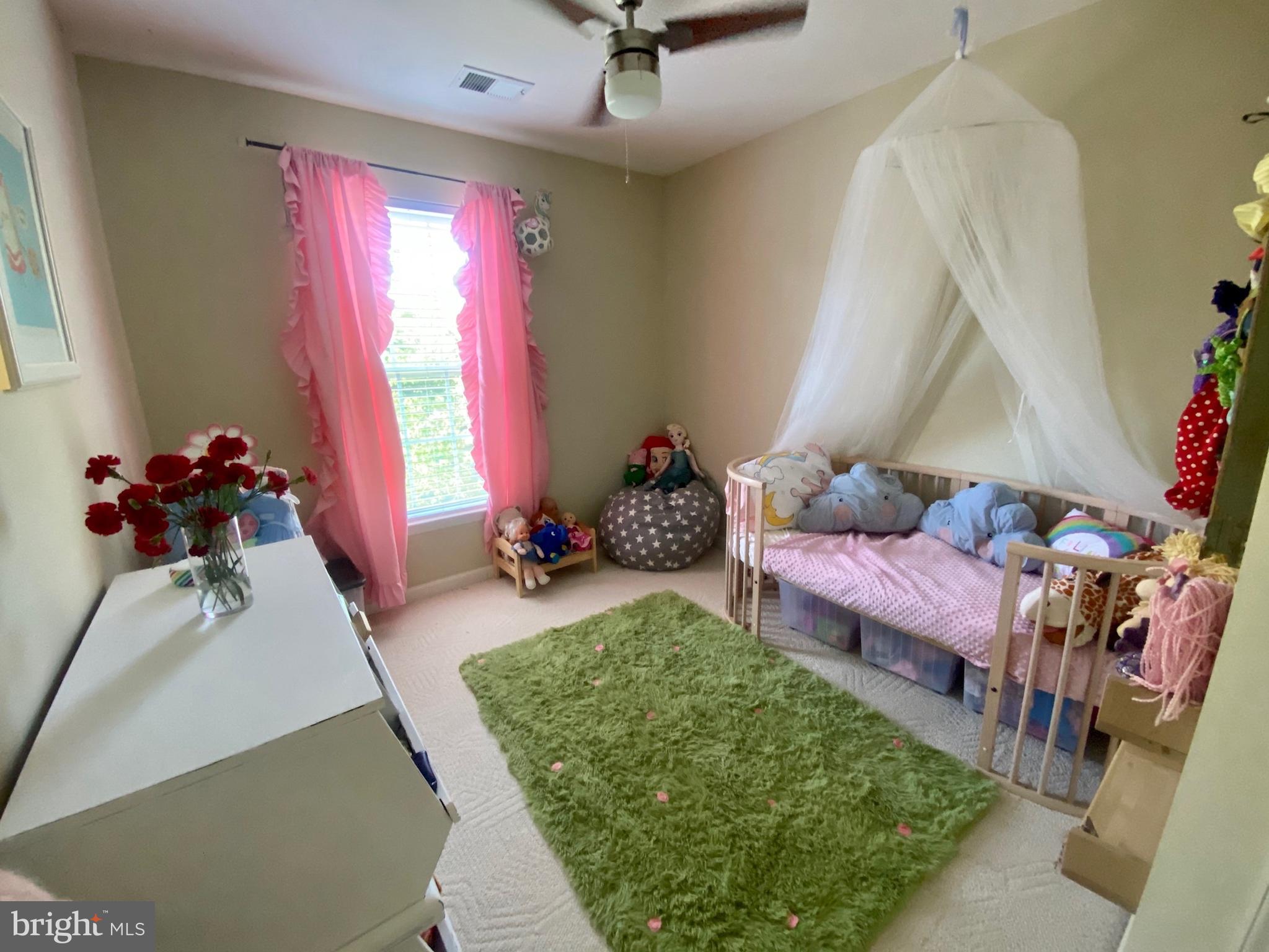 CAMERON STATION - Residential