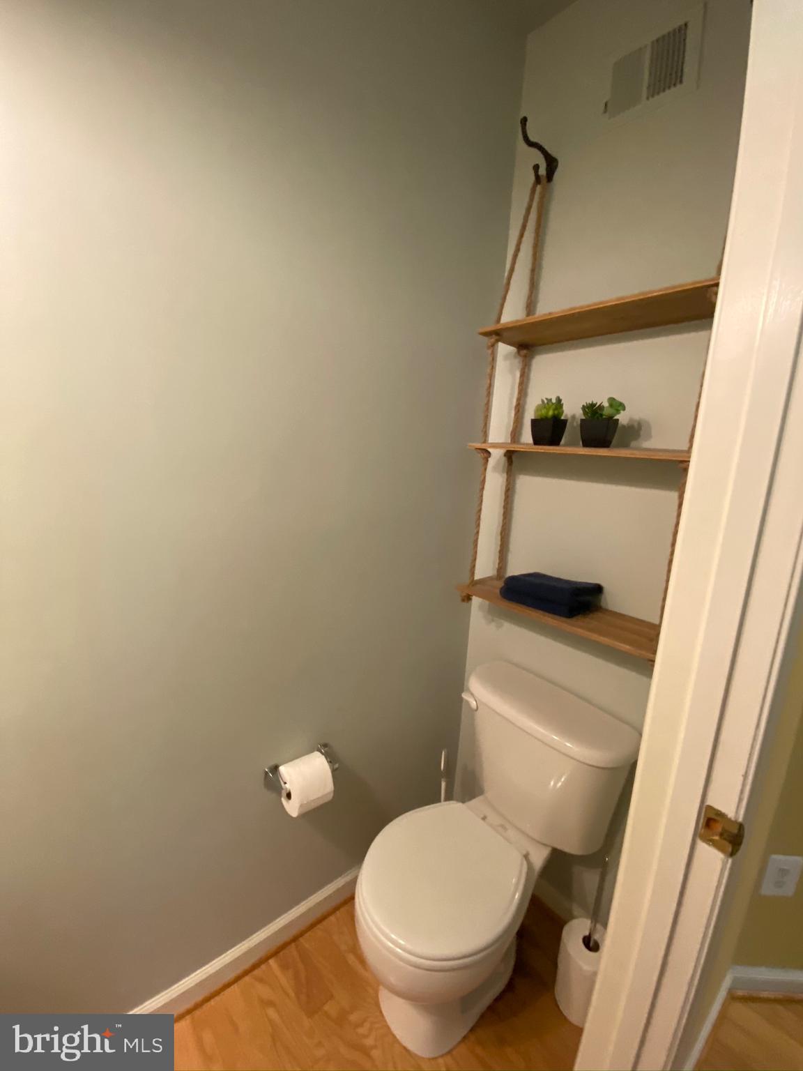 CAMERON STATION - Residential