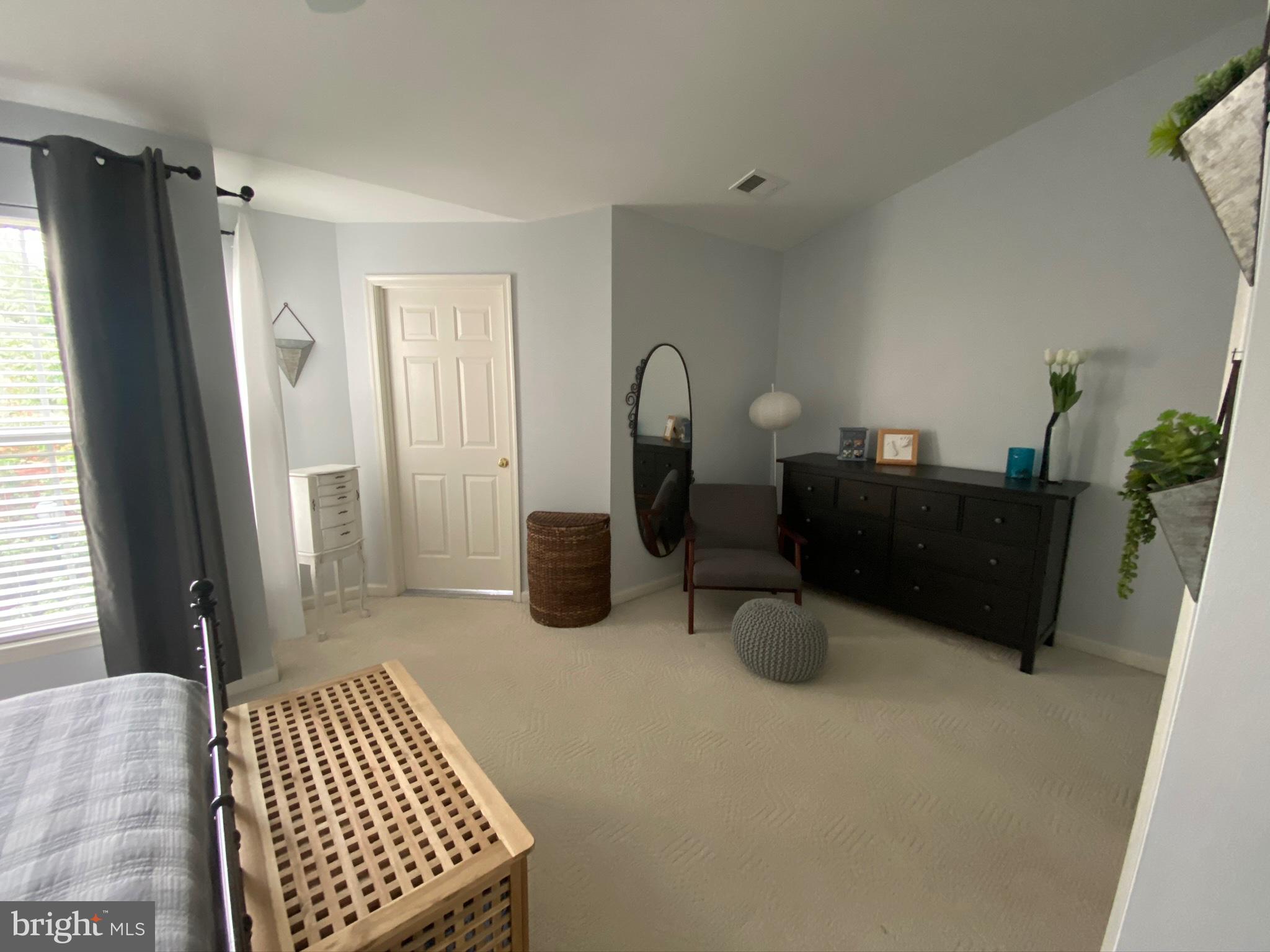 CAMERON STATION - Residential