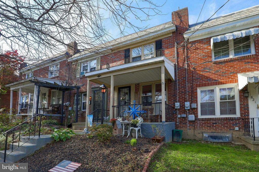 Photo of 823 Union Street, Lancaster, PA 17603 (MLS # PALA2041824)