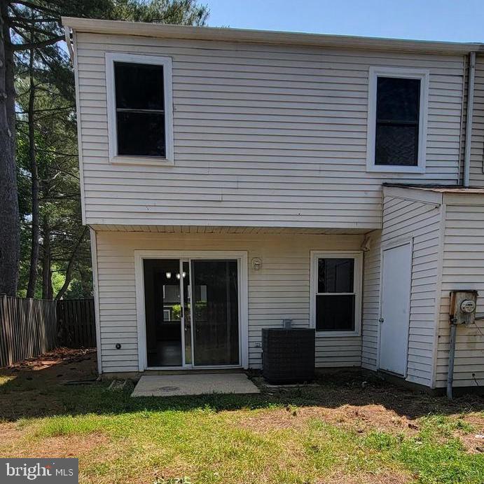 LONDON WOODS - Residential Lease