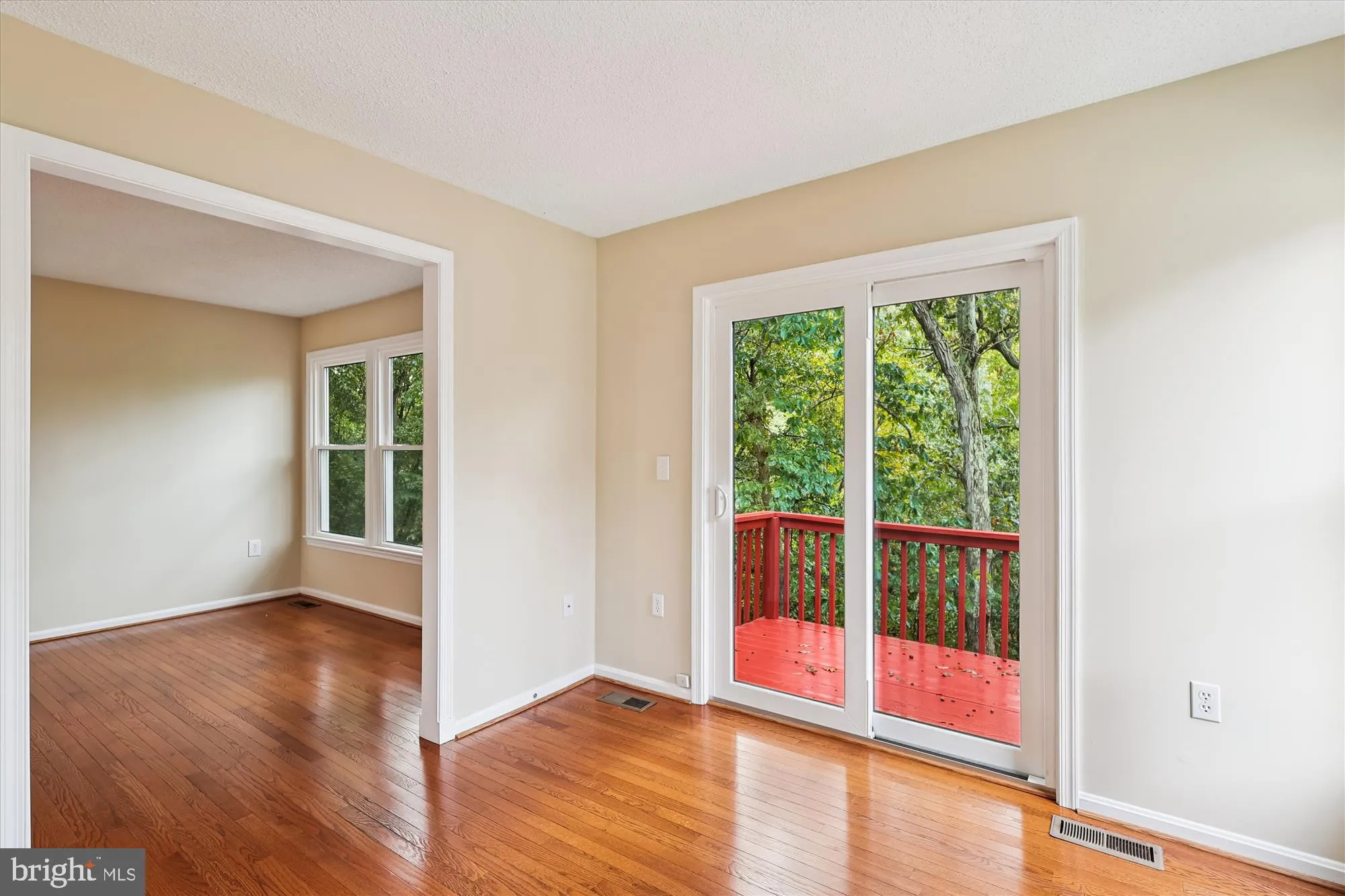 Annapolis, Maryland 21401, United States, 2 Bedrooms Bedrooms, ,3 BathroomsBathrooms,Residential,Coming Soon,225957