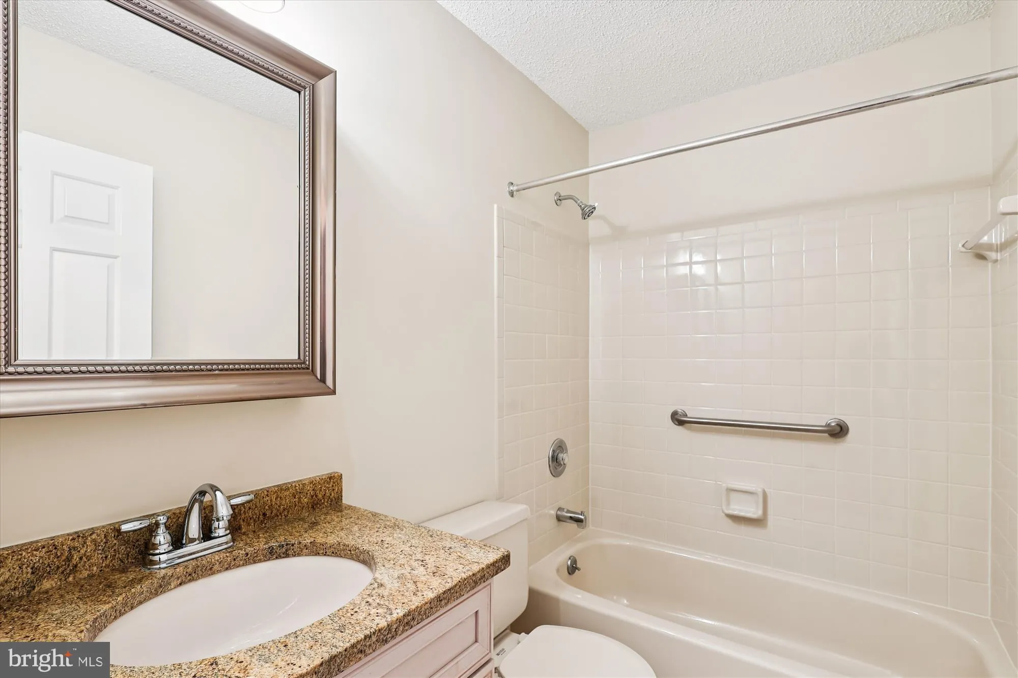 Annapolis, Maryland 21401, United States, 2 Bedrooms Bedrooms, ,3 BathroomsBathrooms,Residential,Coming Soon,225957