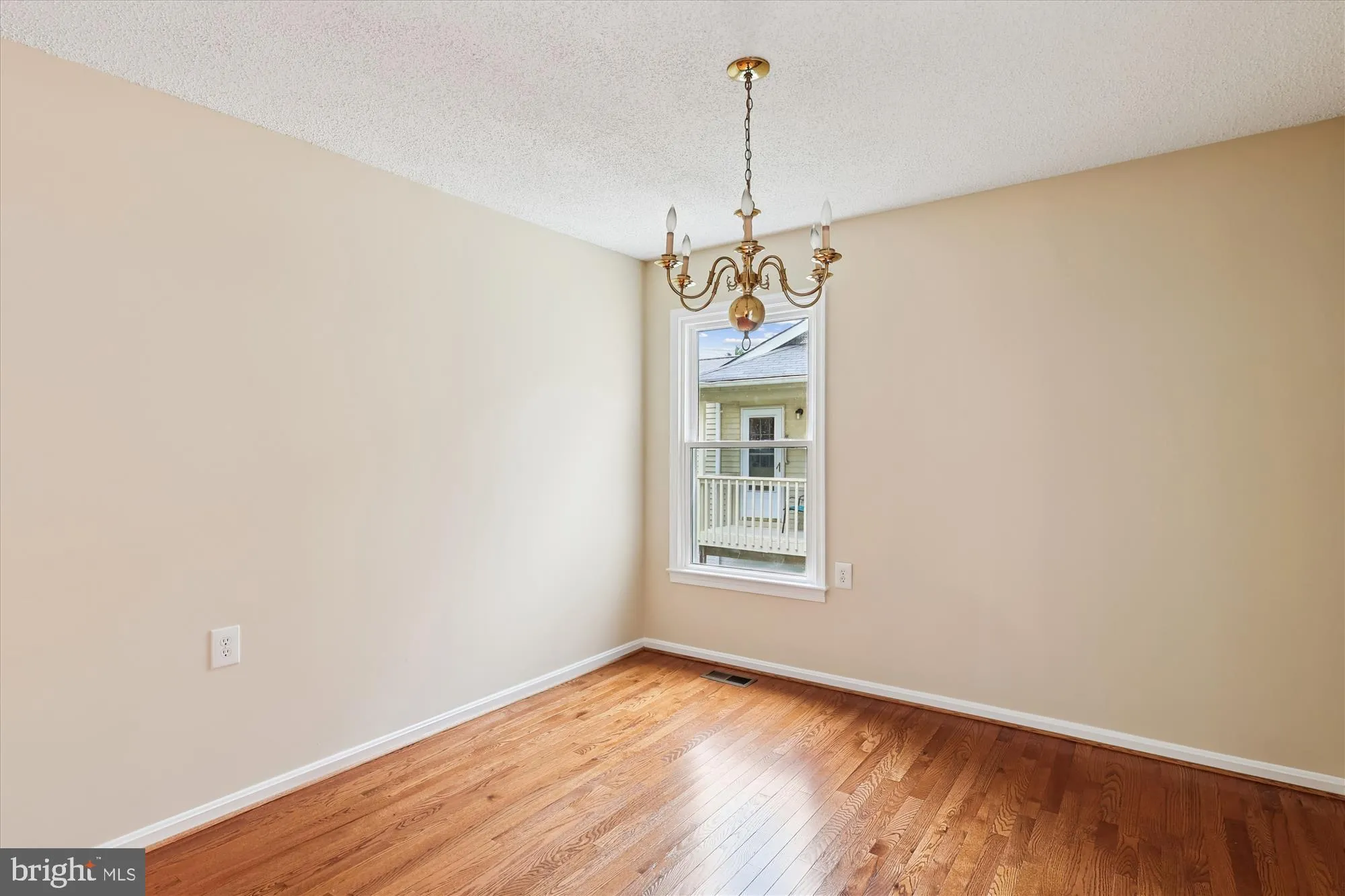 Annapolis, Maryland 21401, United States, 2 Bedrooms Bedrooms, ,3 BathroomsBathrooms,Residential,Coming Soon,225957