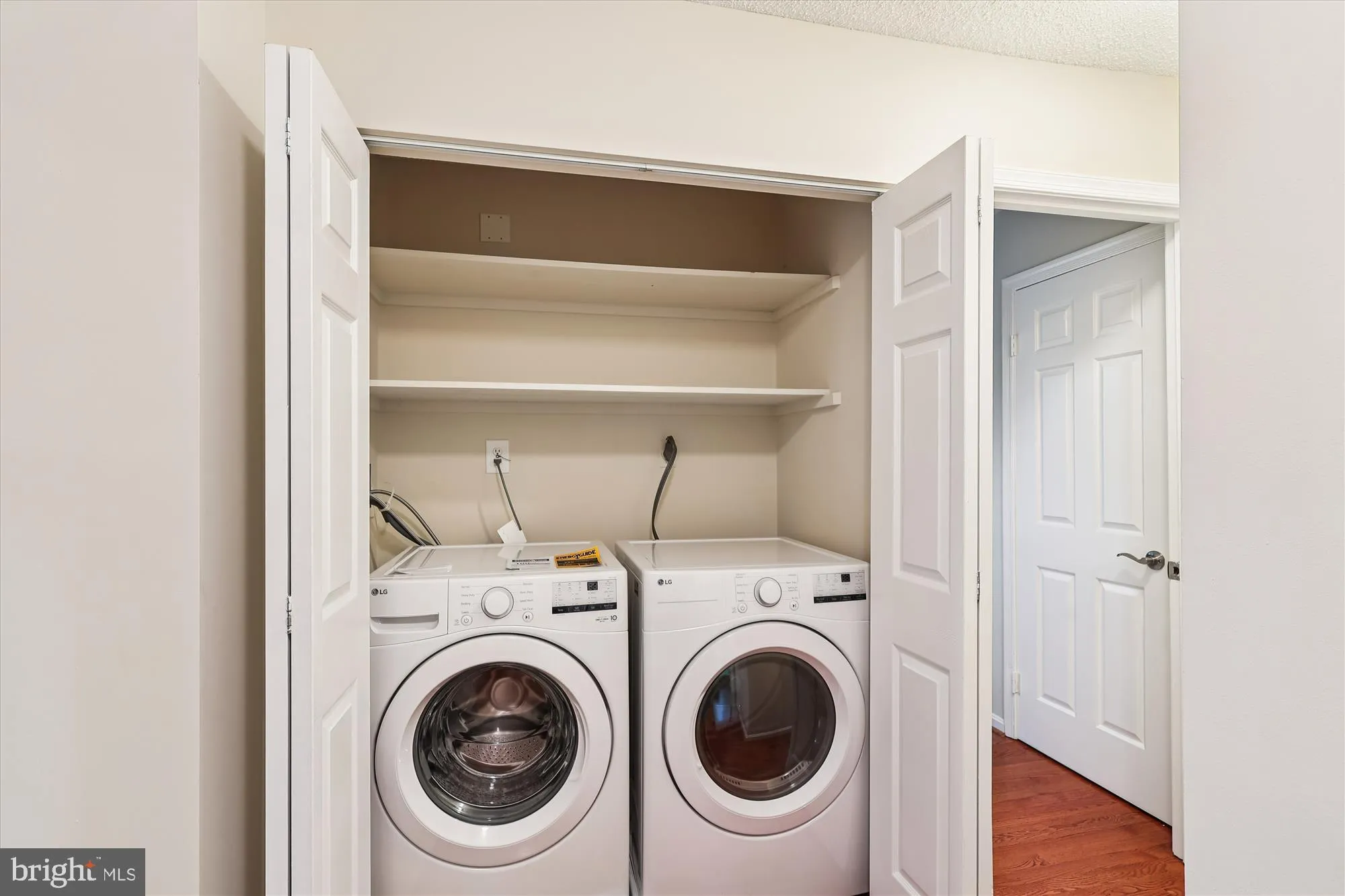 Annapolis, Maryland 21401, United States, 2 Bedrooms Bedrooms, ,3 BathroomsBathrooms,Residential,Coming Soon,225957