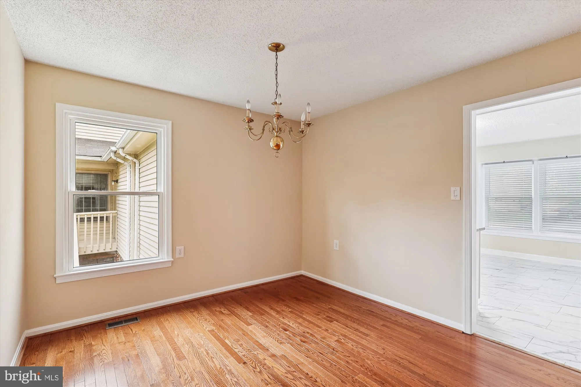 Annapolis, Maryland 21401, United States, 2 Bedrooms Bedrooms, ,3 BathroomsBathrooms,Residential,Coming Soon,225957