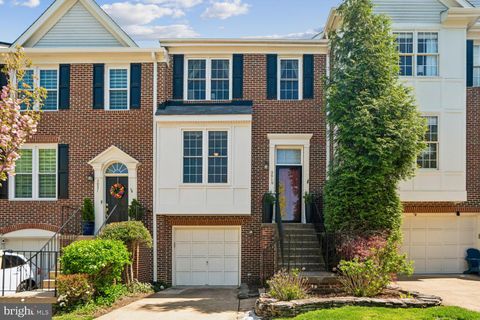 3919 CHARLES AVENUE ALEXANDRIA VA 22305