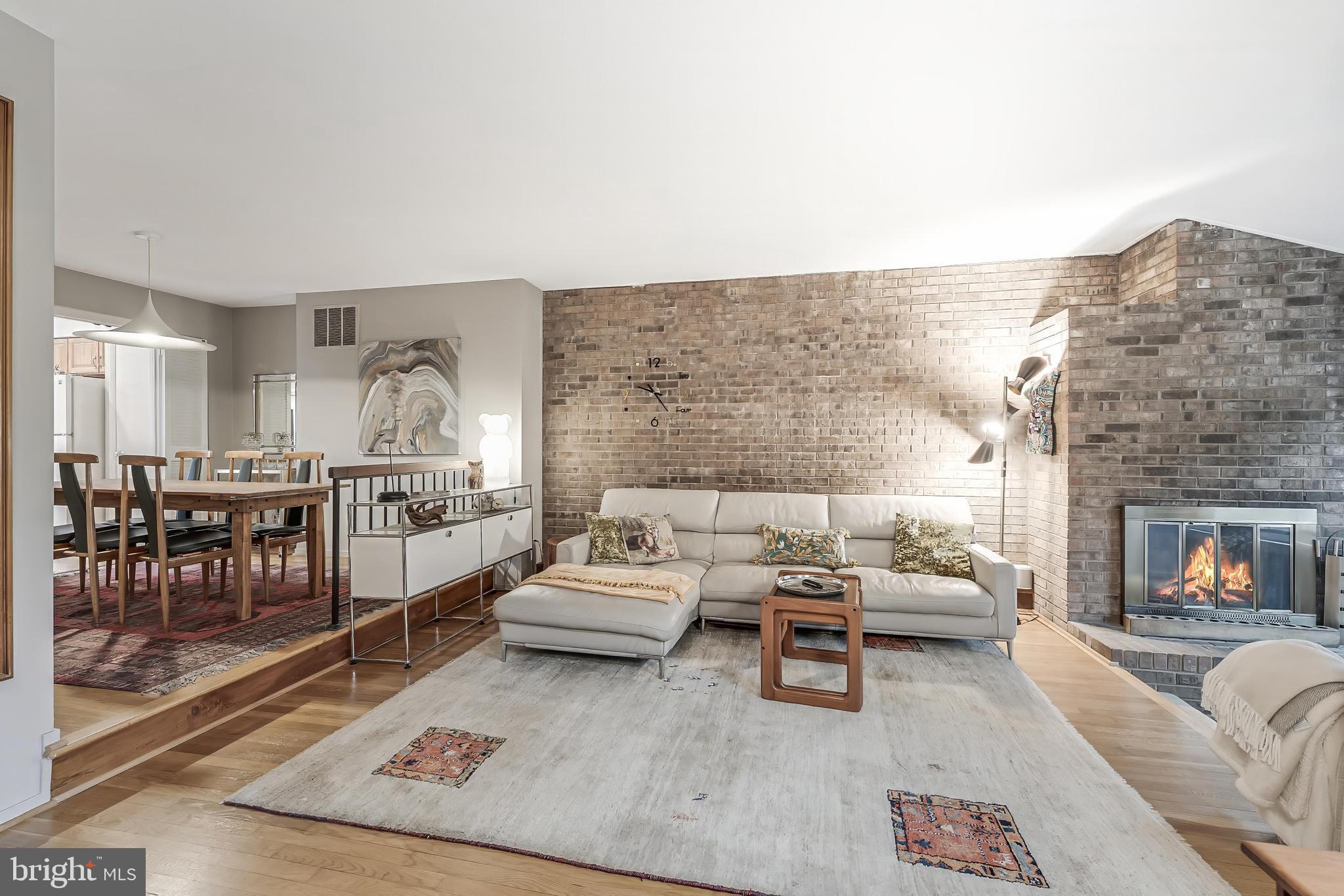 11915 ESCALANTE COURT