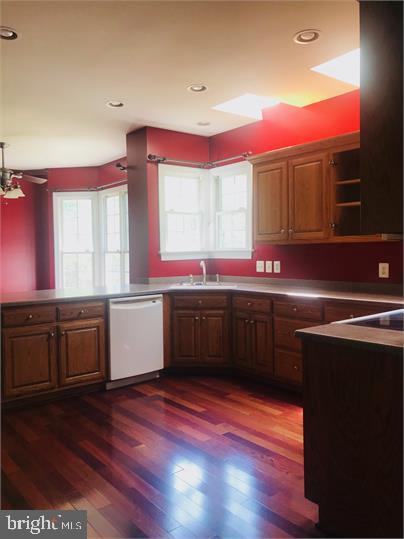 MT MORIAH ON THE POTOMAC - Residential Lease