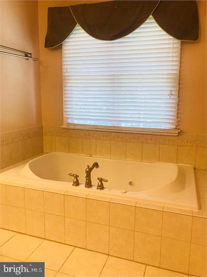 MT MORIAH ON THE POTOMAC - Residential Lease