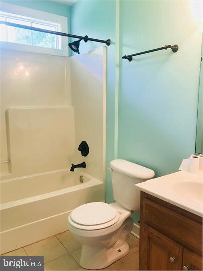 MT MORIAH ON THE POTOMAC - Residential Lease