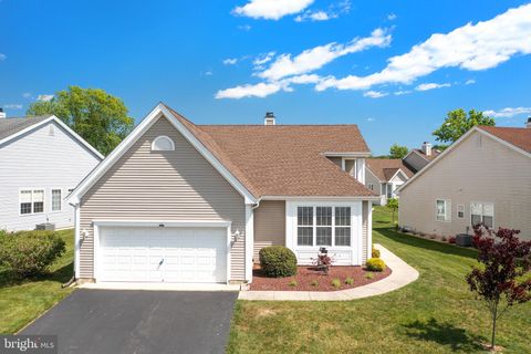 10 JUMPING BROOK LANE BARNEGAT NJ 08005