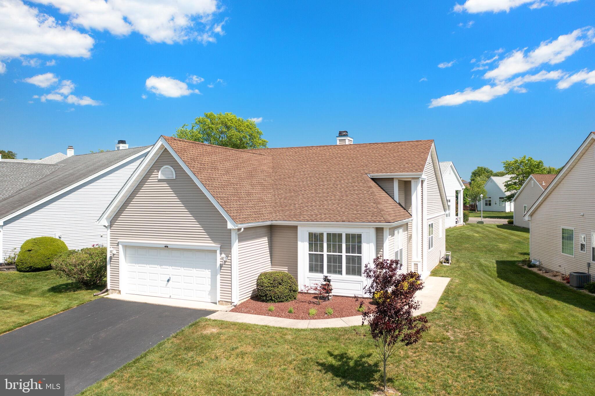 10 JUMPING BROOK LANE