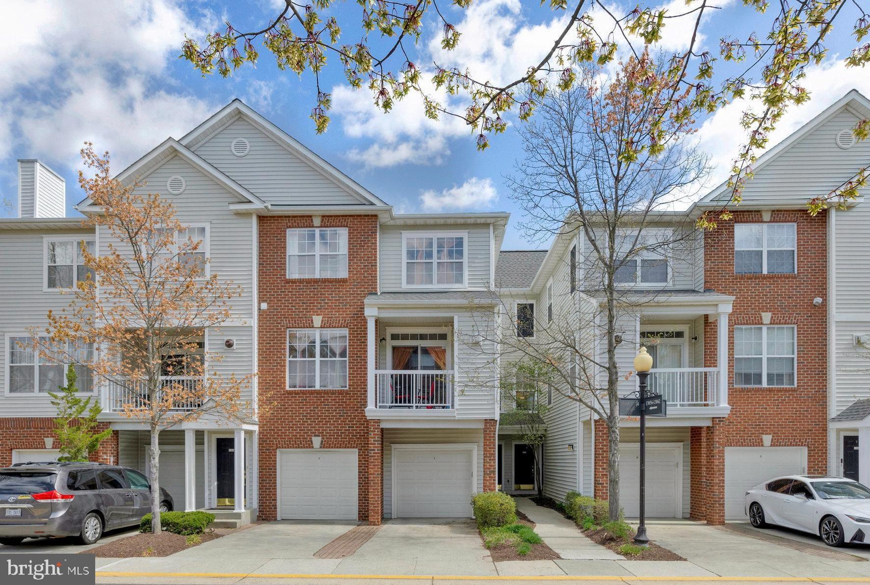 FOX MILL STATION - Residential