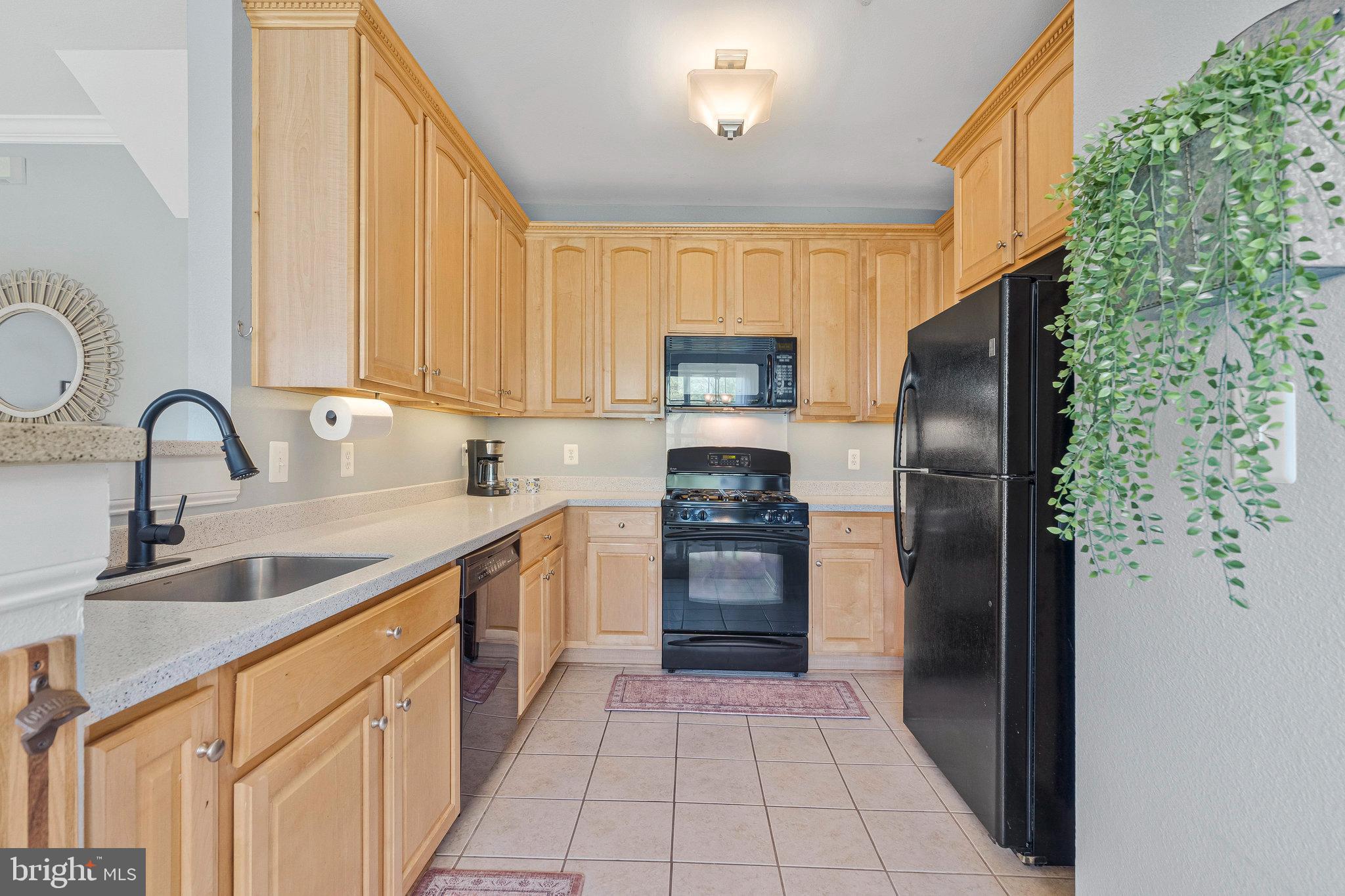 FOX MILL STATION - Residential