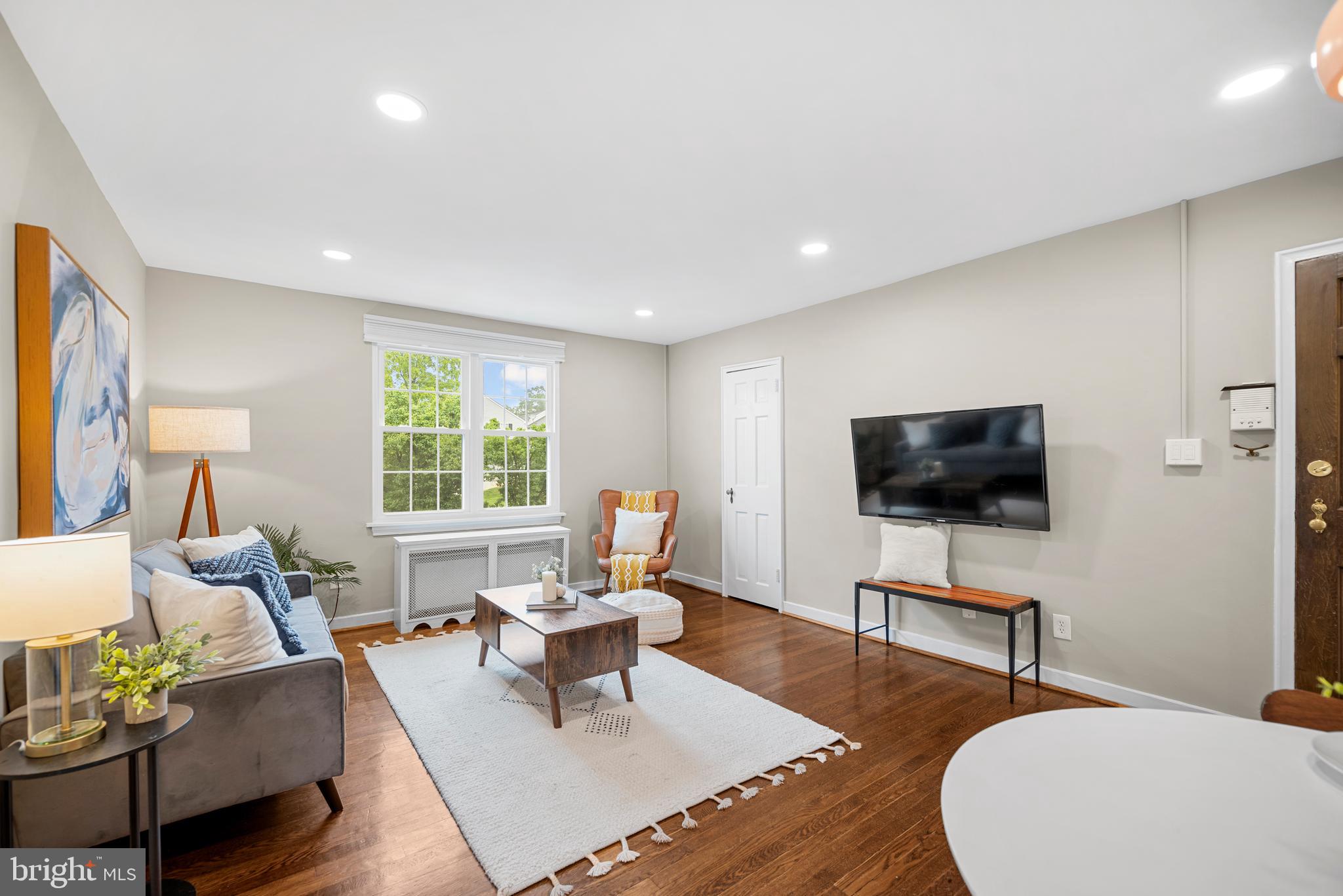 117 E GLEBE ROAD C
