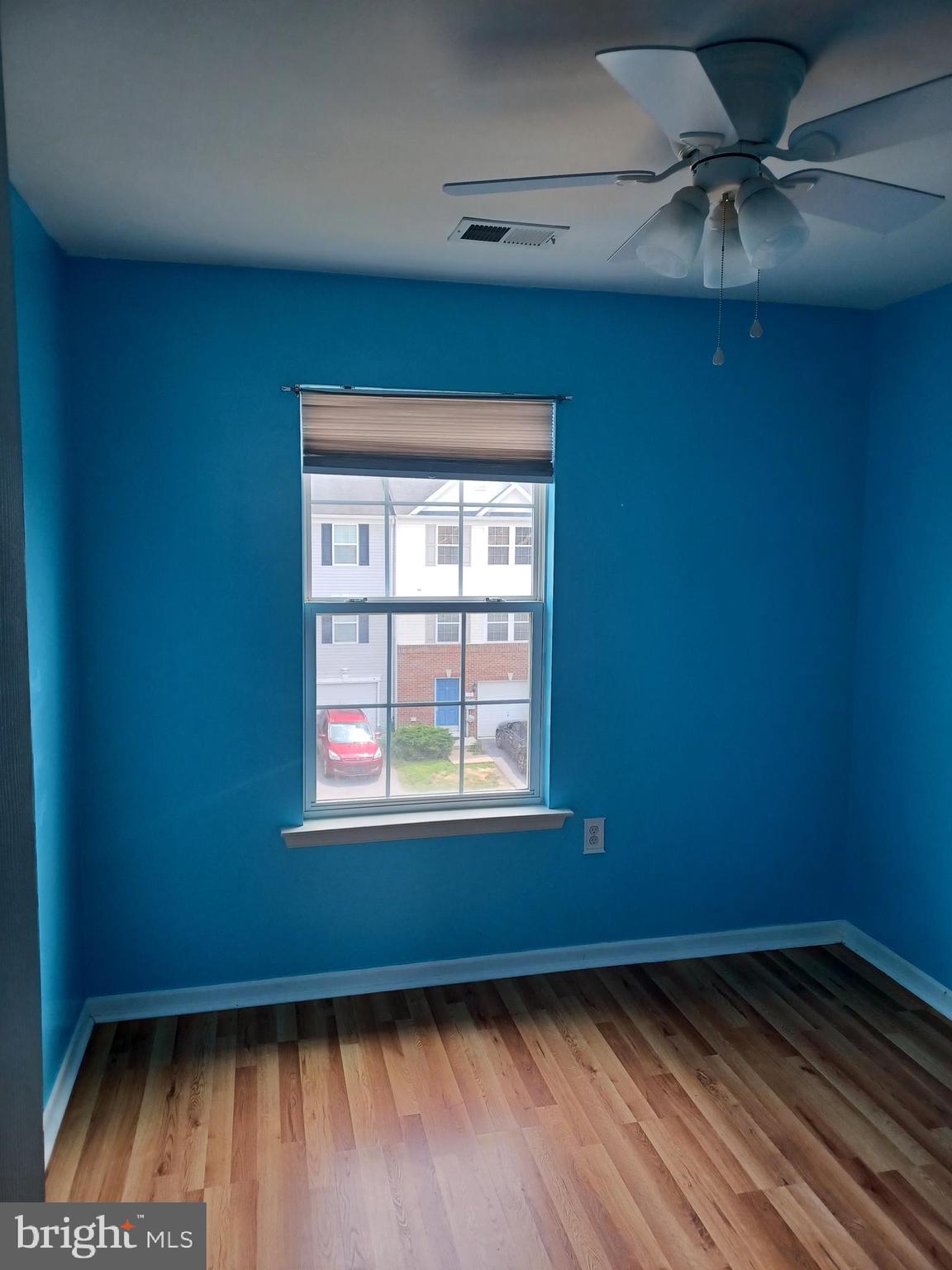 MANOR PARK - Residential Lease