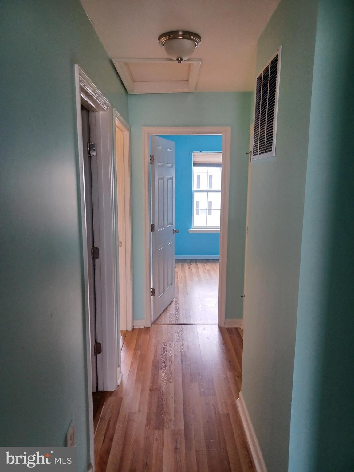 MANOR PARK - Residential Lease