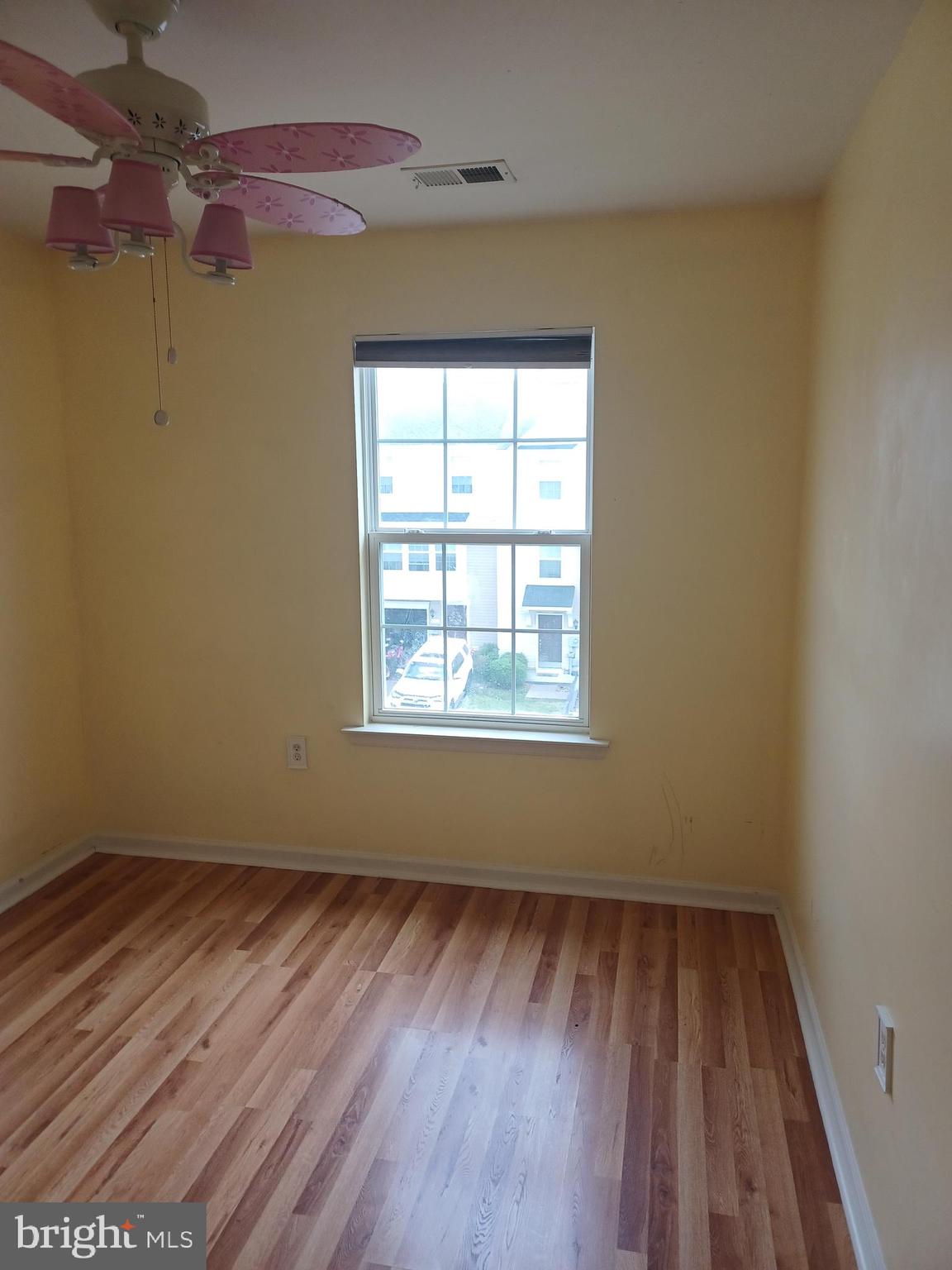 MANOR PARK - Residential Lease