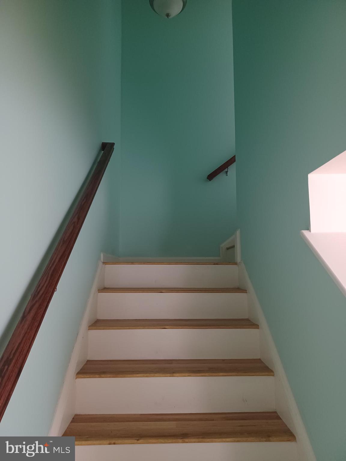 MANOR PARK - Residential Lease