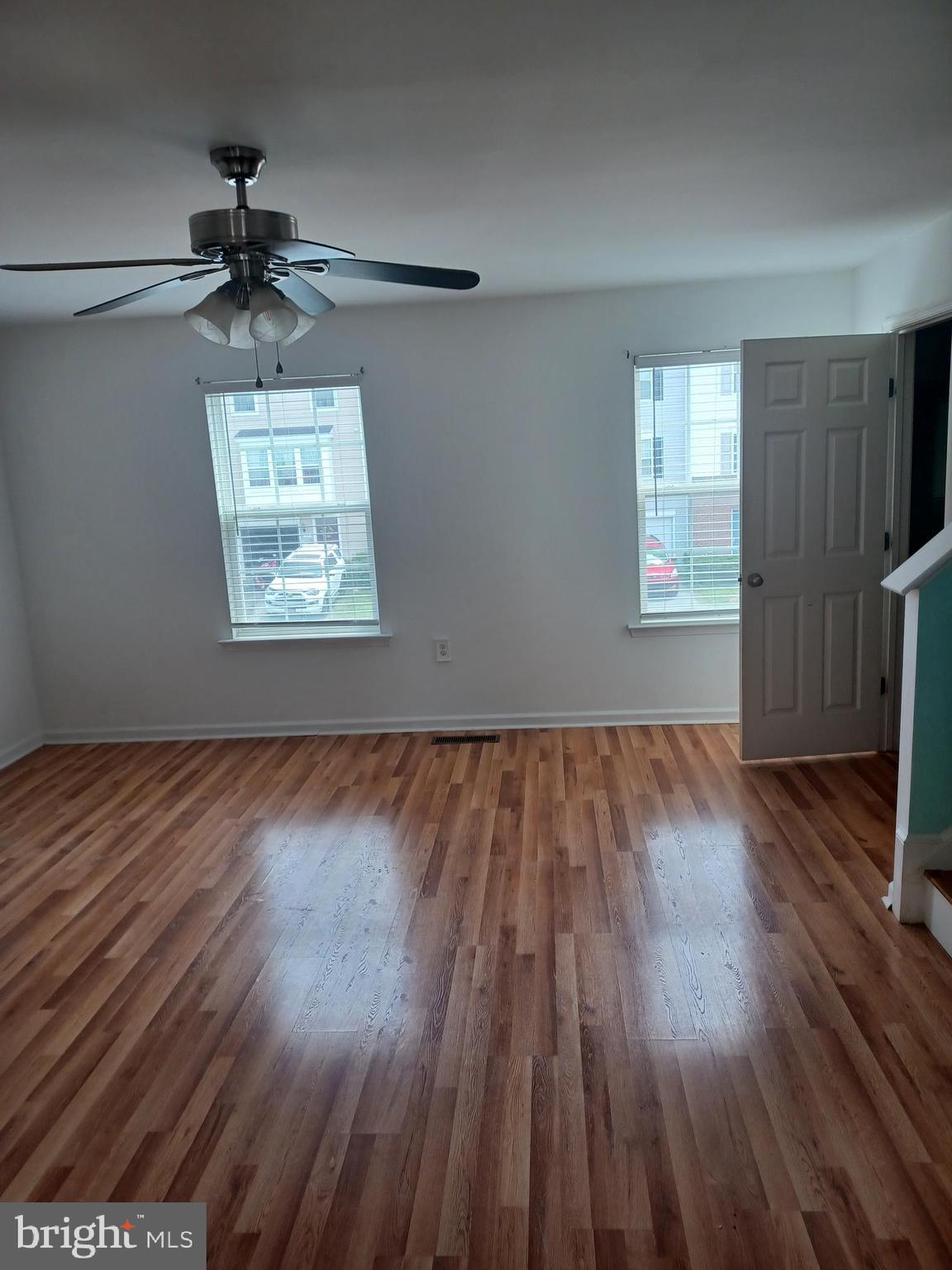 MANOR PARK - Residential Lease