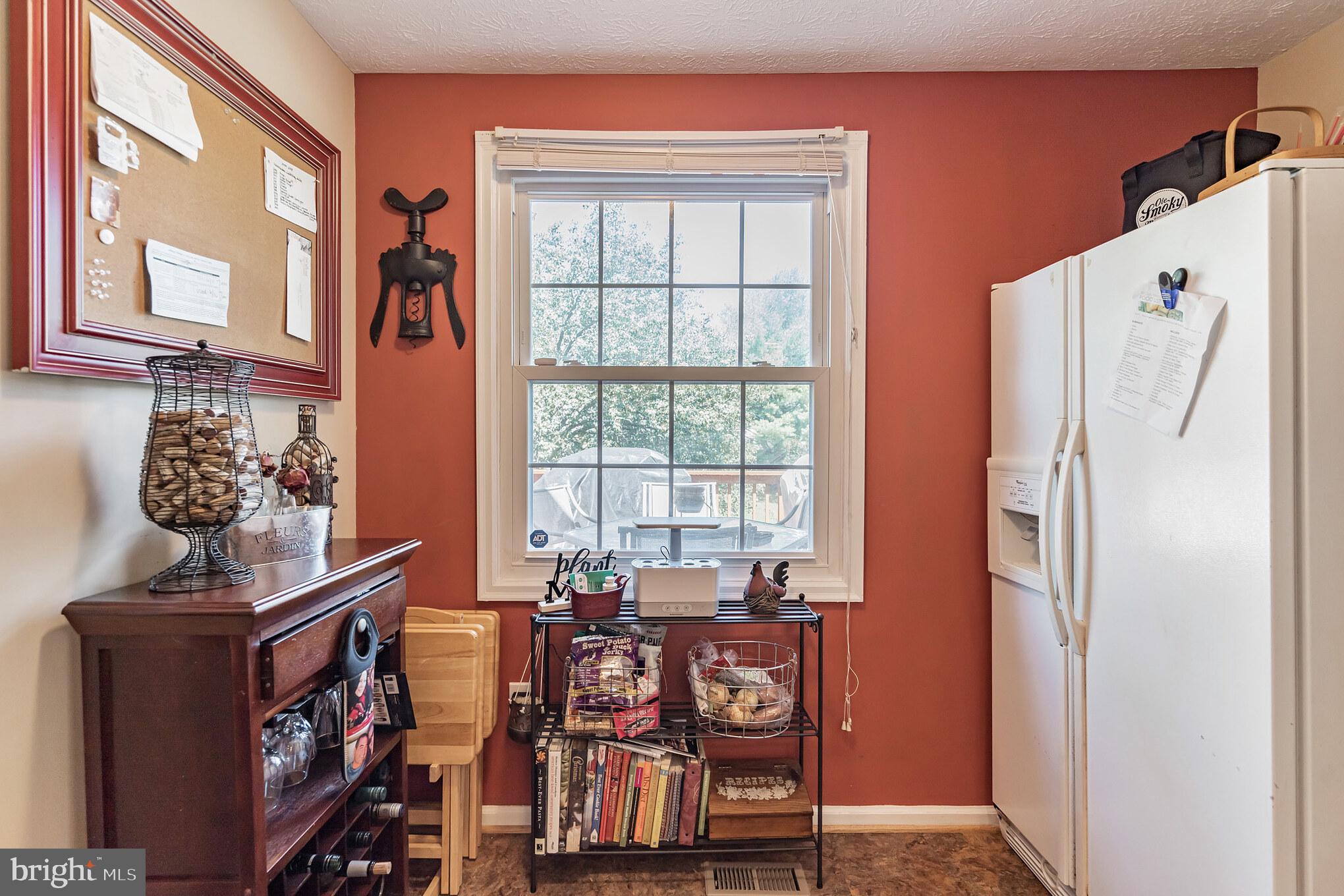 SADDLE CREEK - Residential