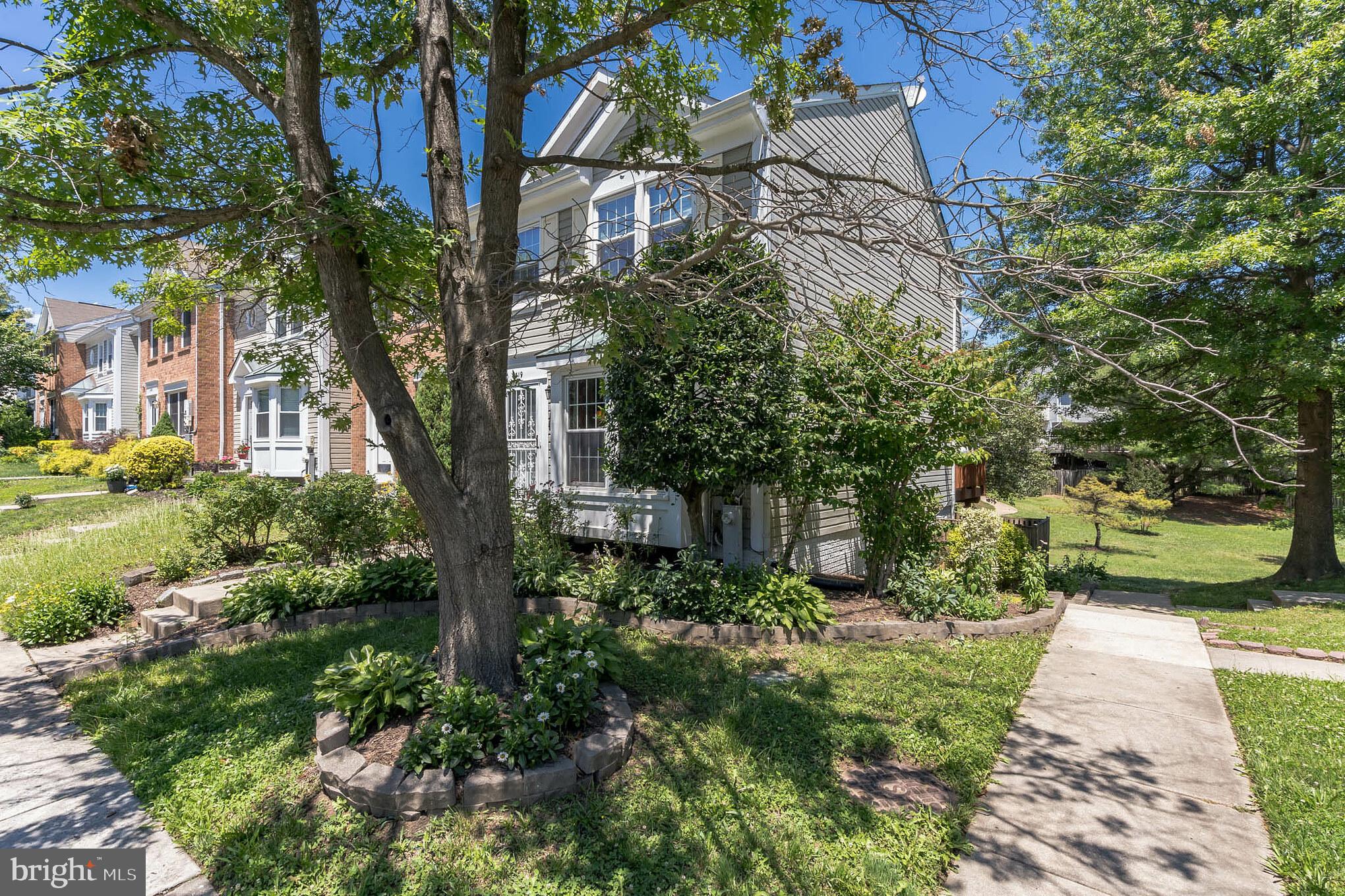 SADDLE CREEK - Residential