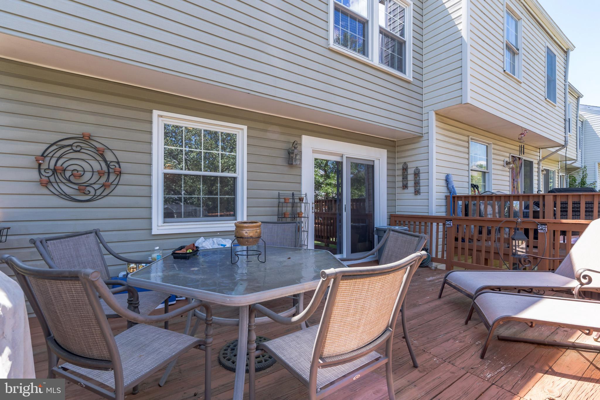 SADDLE CREEK - Residential