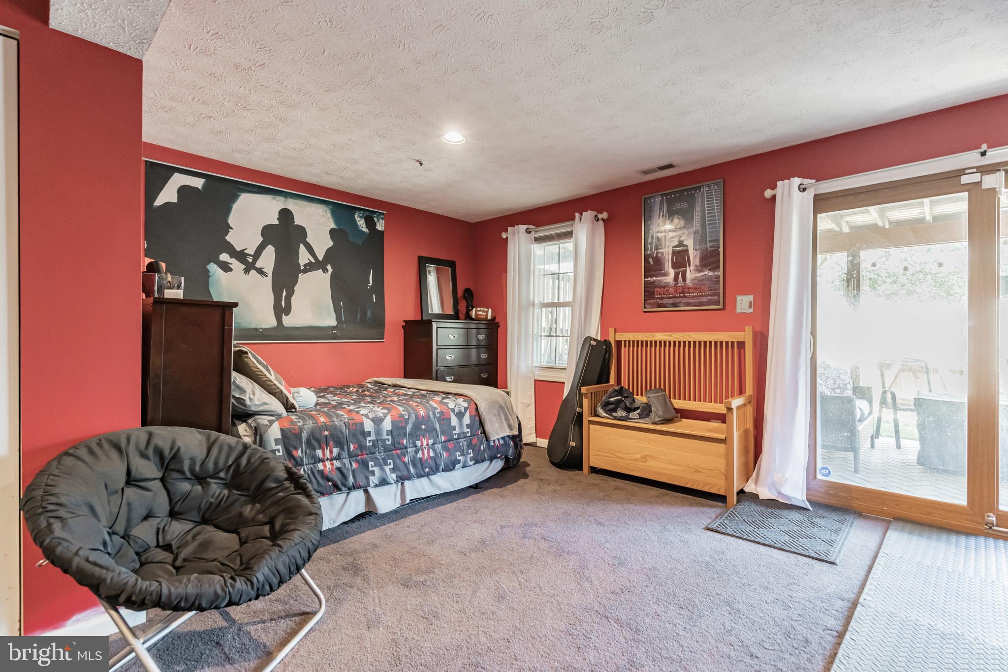 SADDLE CREEK - Residential