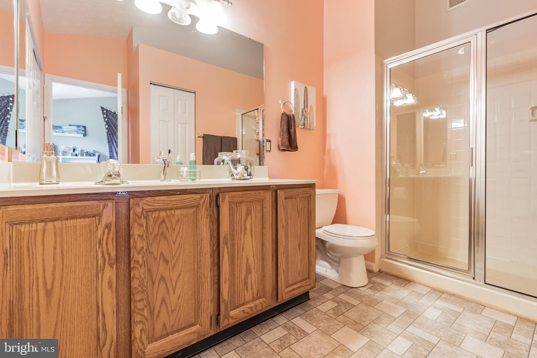 SADDLE CREEK - Residential