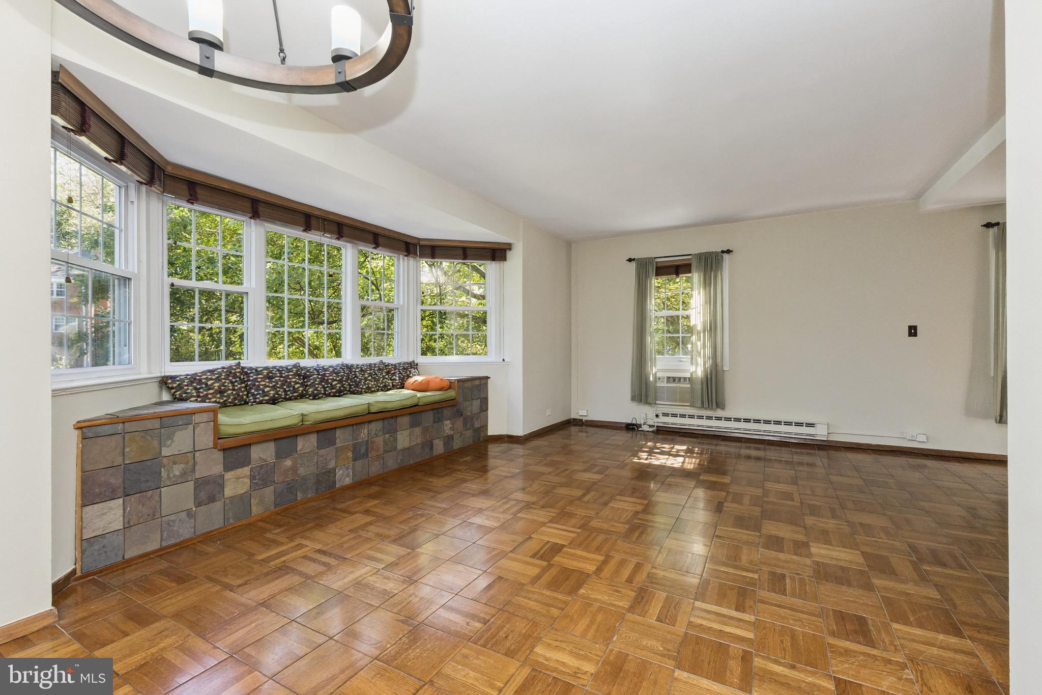 PARKFAIRFAX - Residential