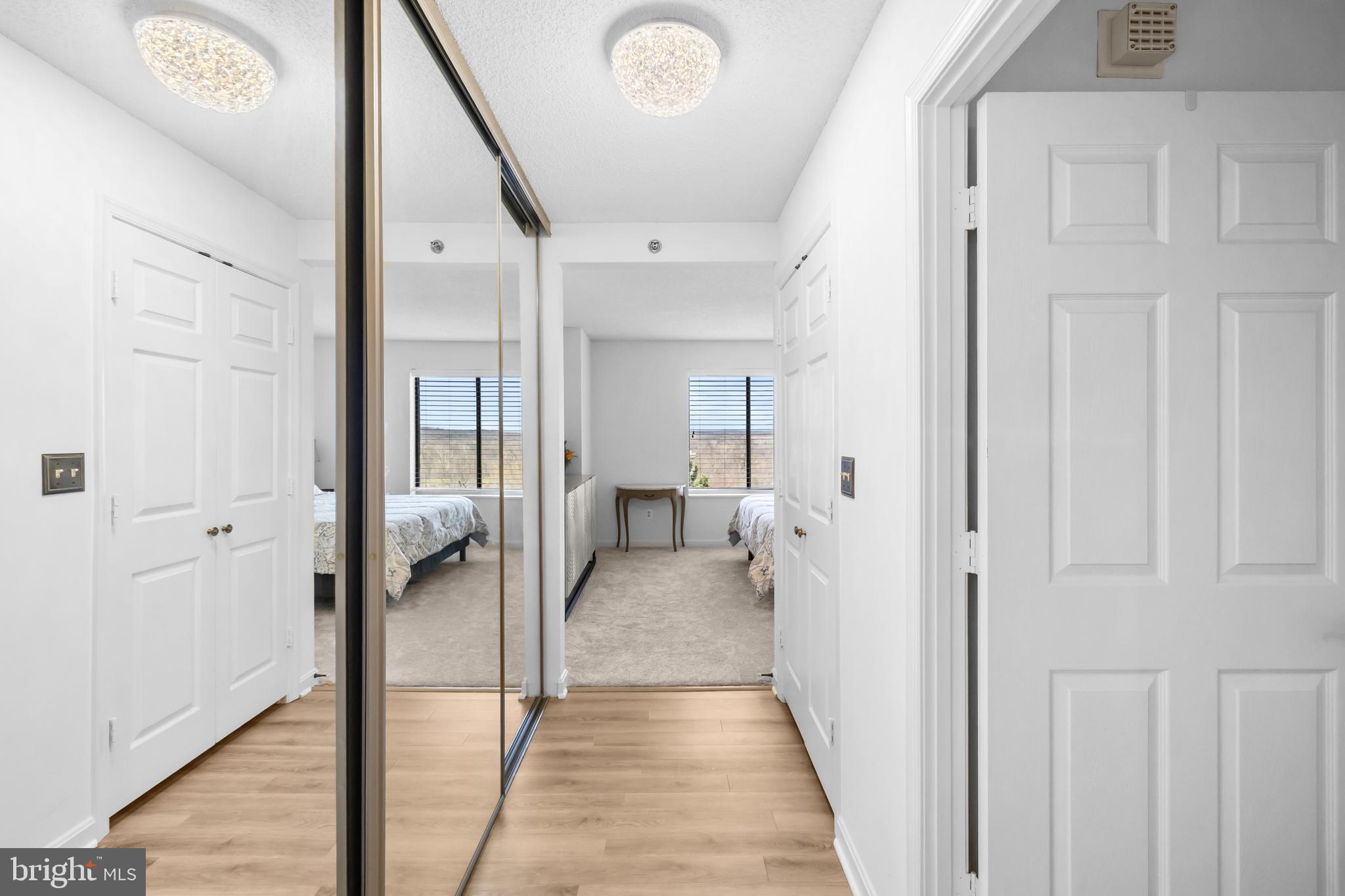 LANSDOWNE WOODS - Residential