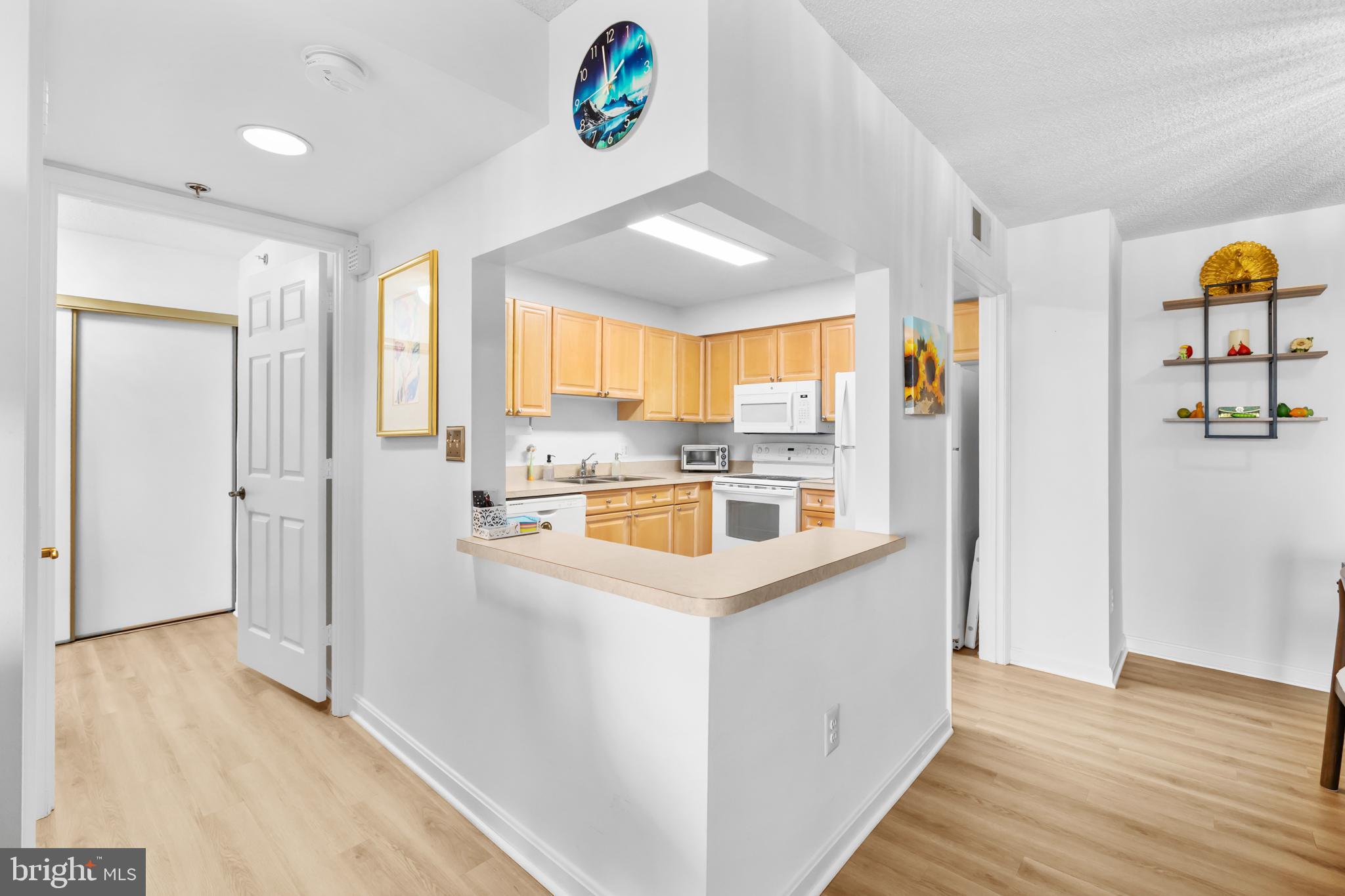 LANSDOWNE WOODS - Residential