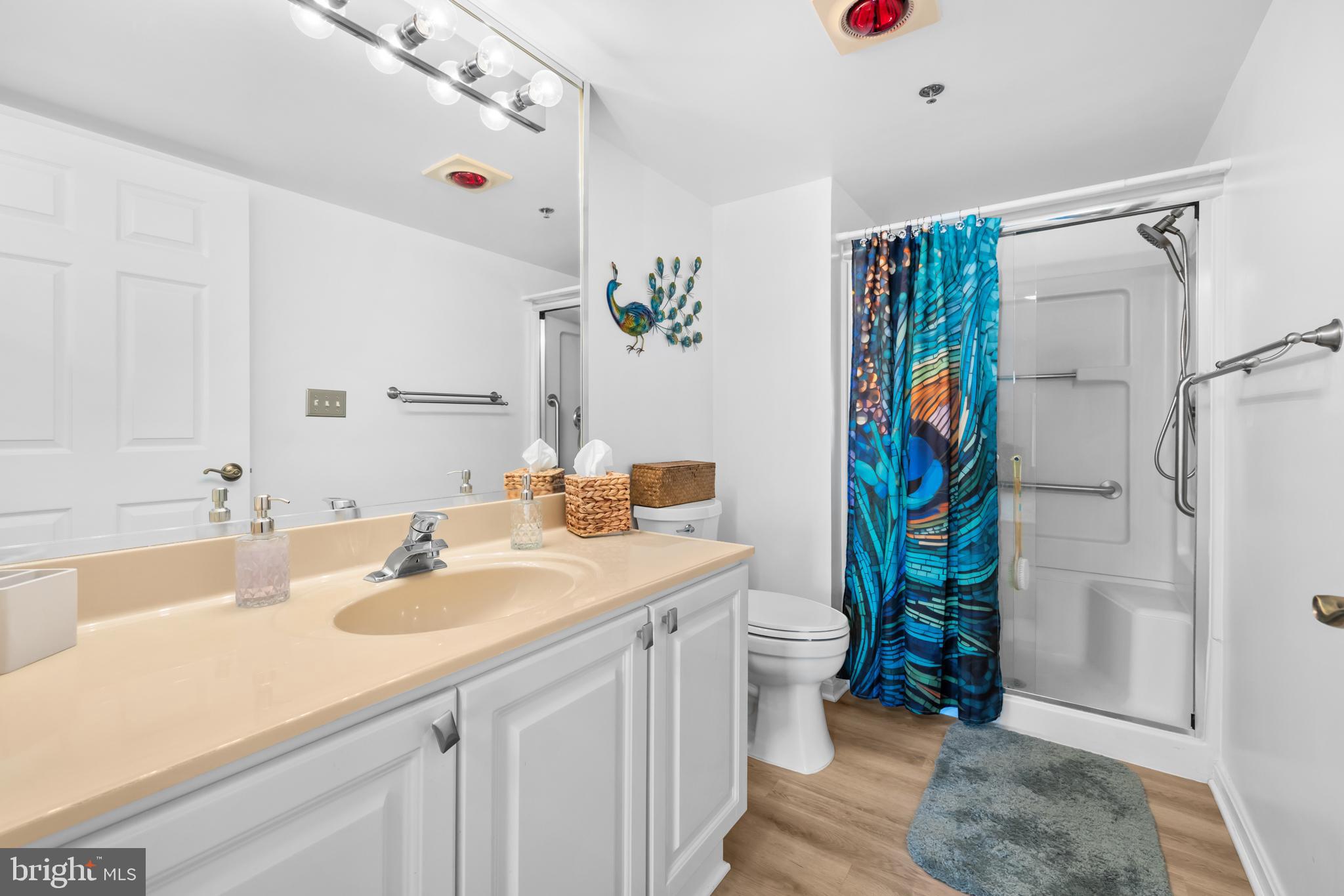 LANSDOWNE WOODS - Residential